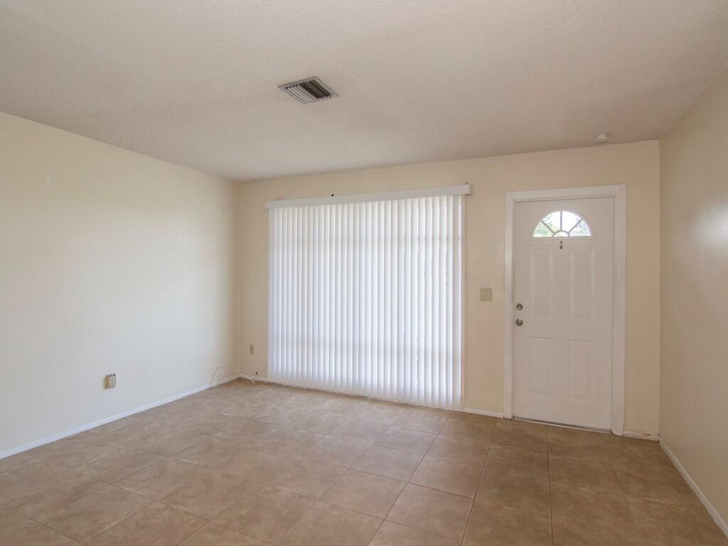 226 SW Reynolds Avenue, Port St. Lucie