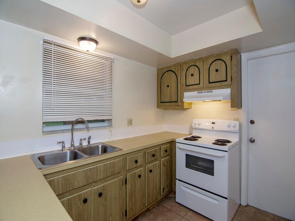 226 SW Reynolds Avenue, Port St. Lucie