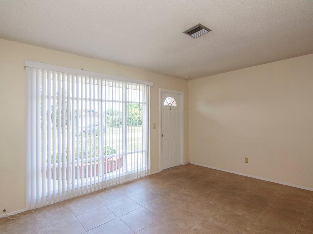 226 SW Reynolds Avenue, Port St. Lucie