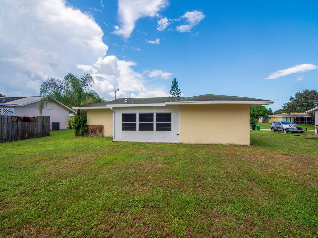 226 SW Reynolds Avenue, Port St. Lucie