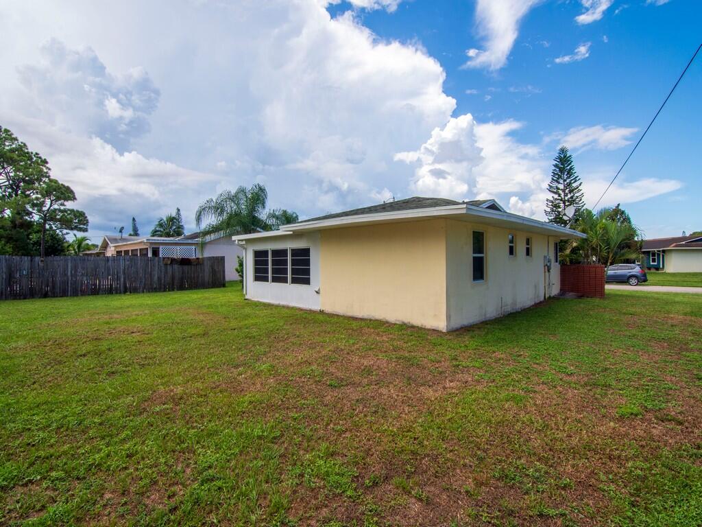 226 SW Reynolds Avenue, Port St. Lucie