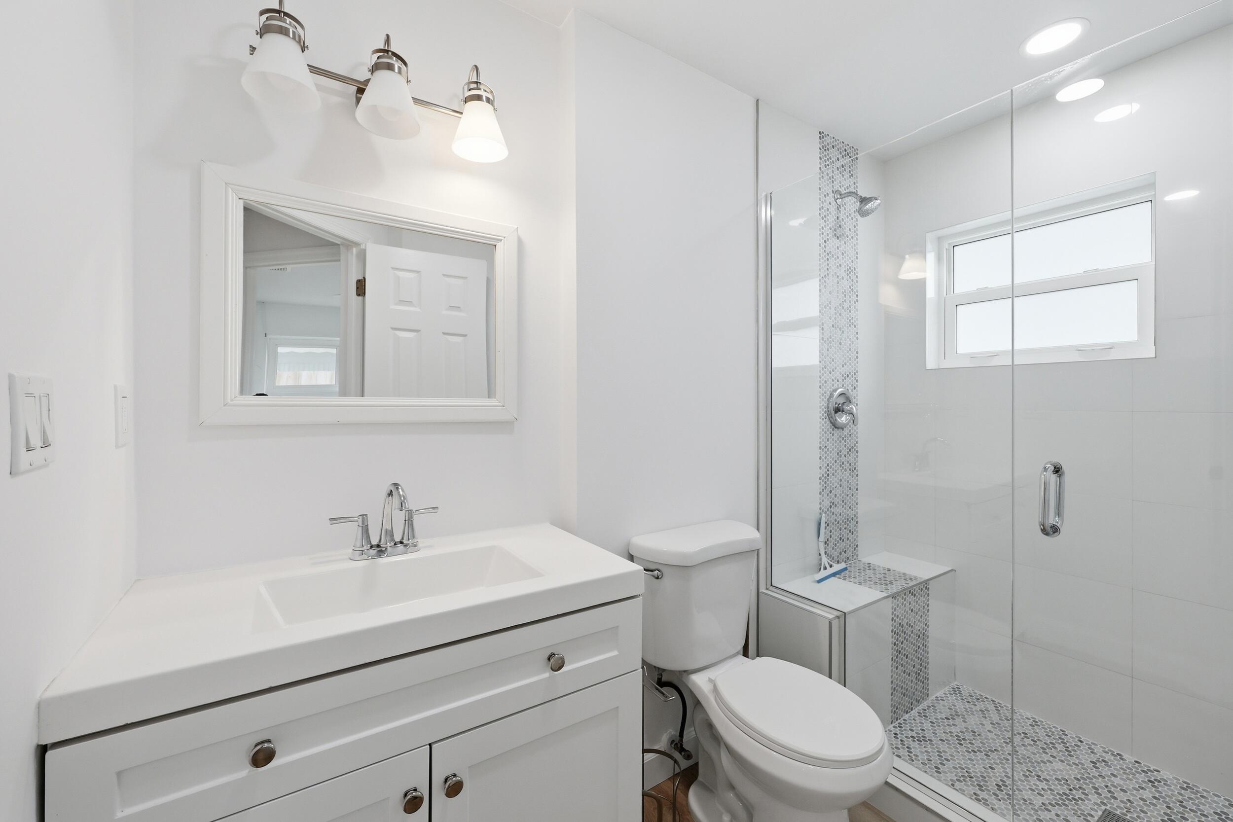 1612 NE South Street