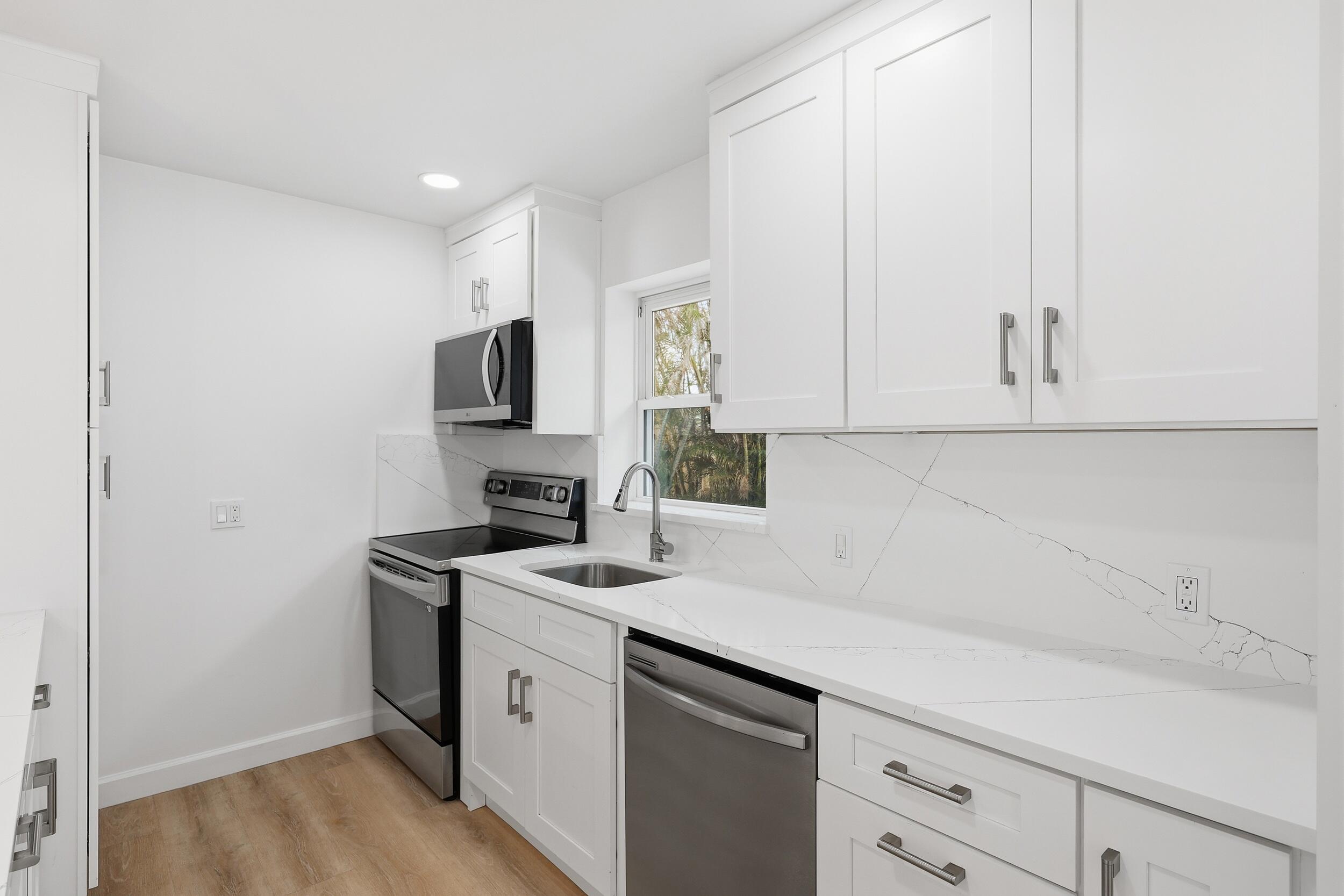 1612 NE South Street