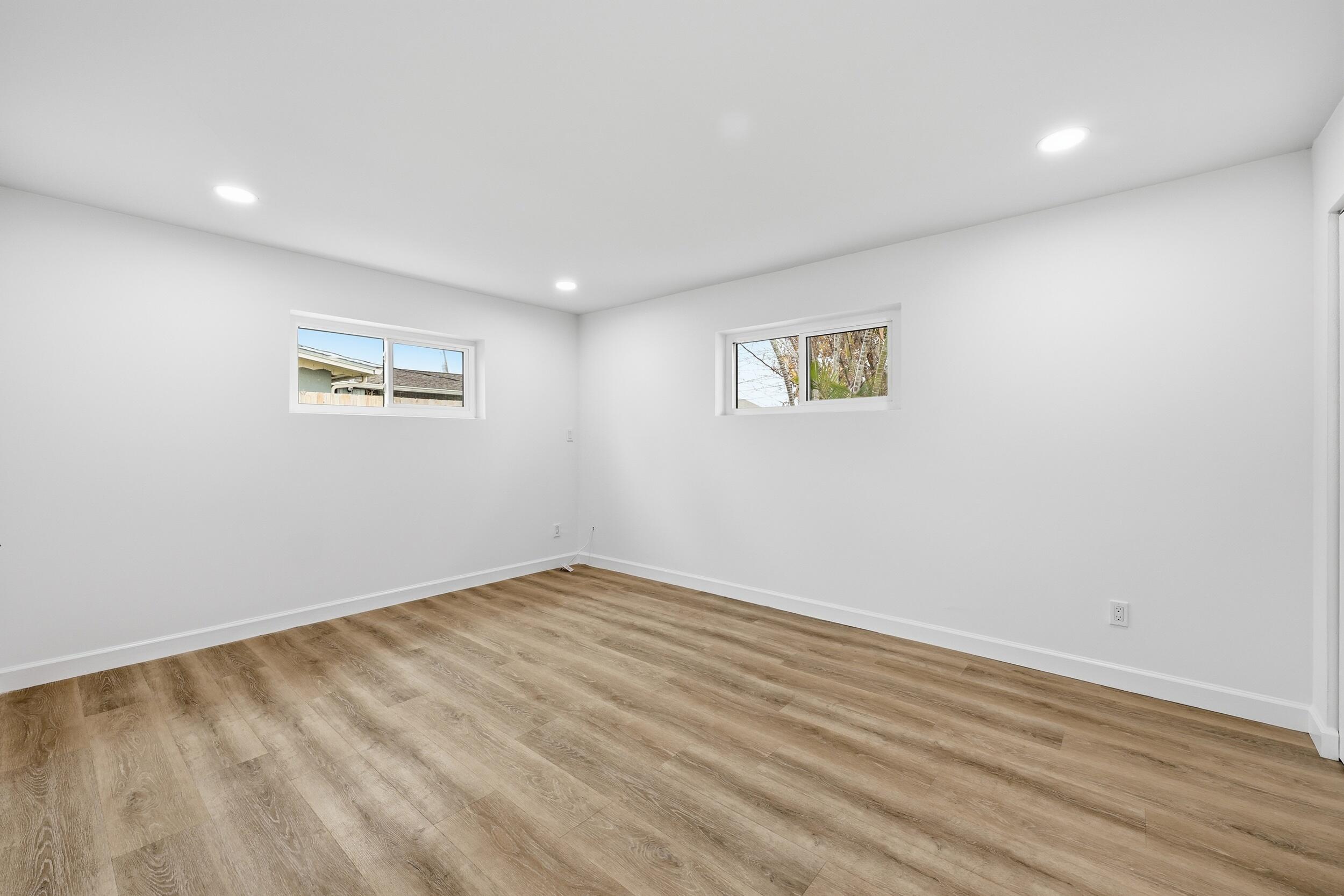 1612 NE South Street