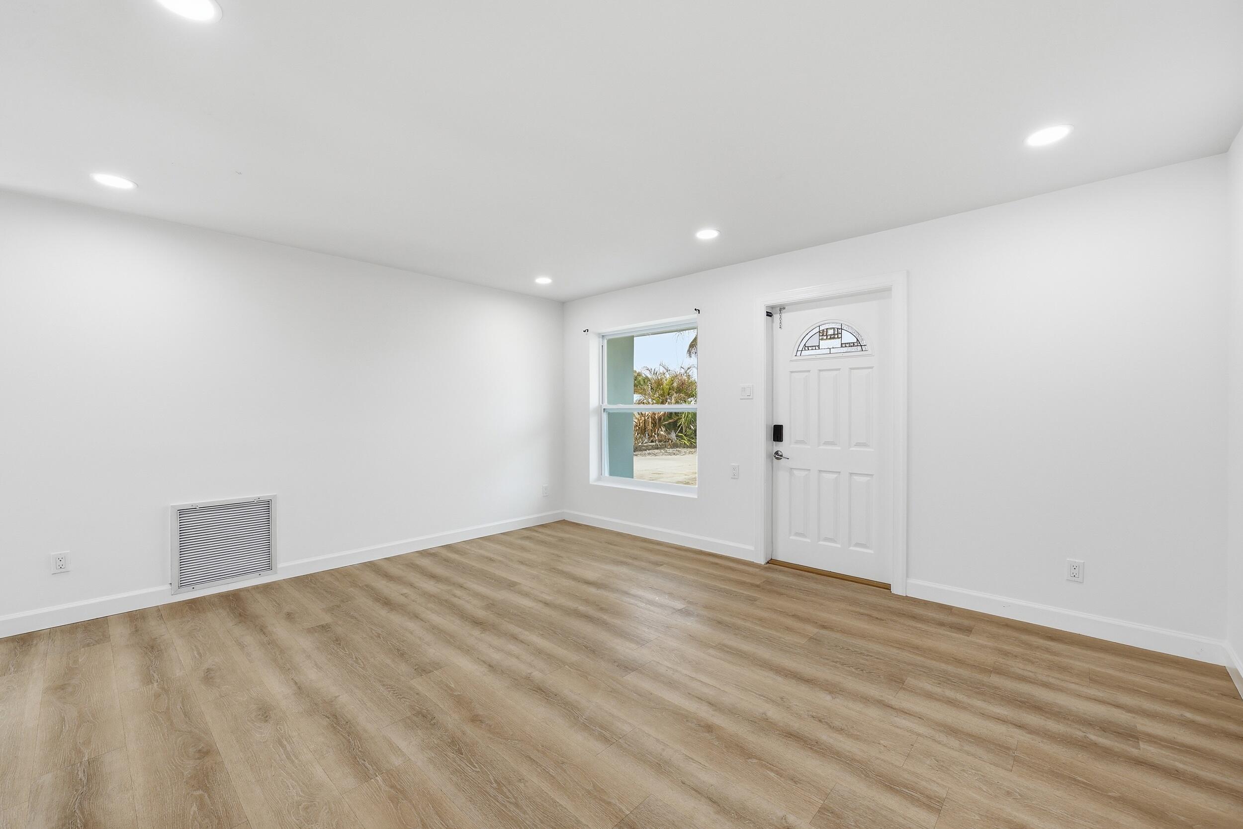 1612 NE South Street