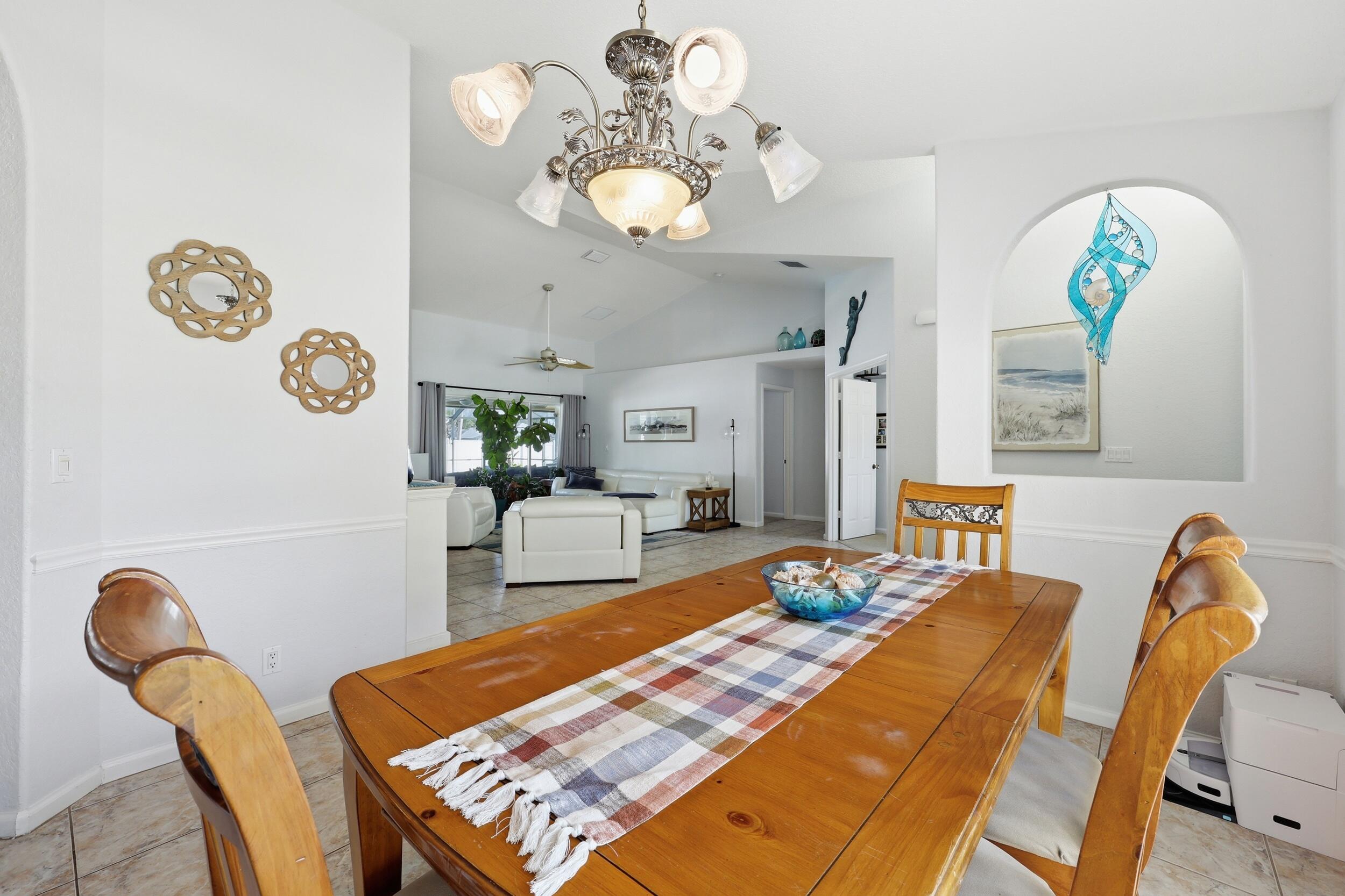 5878 NW Carovel Avenue, Port St. Lucie