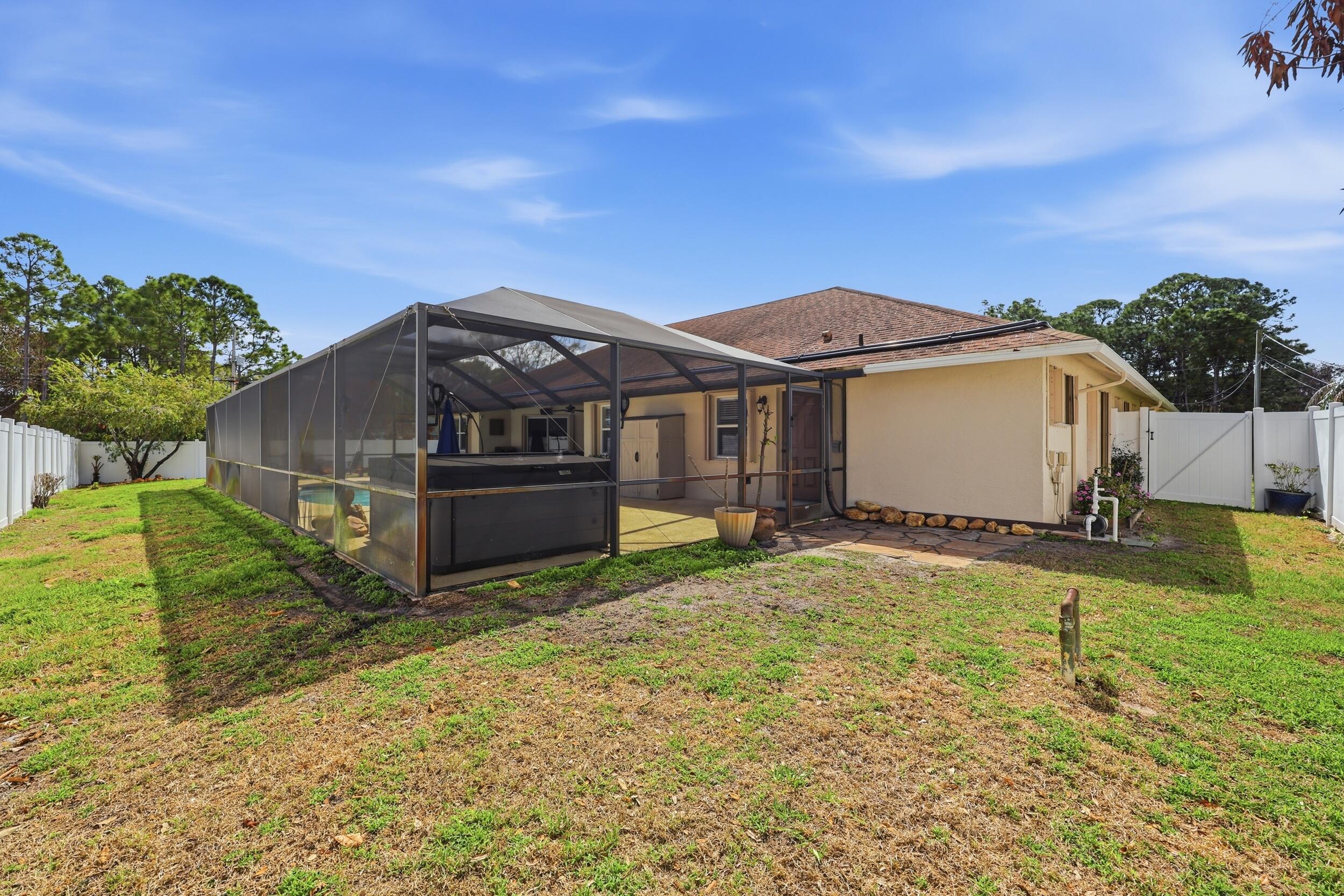 5878 NW Carovel Avenue, Port St. Lucie