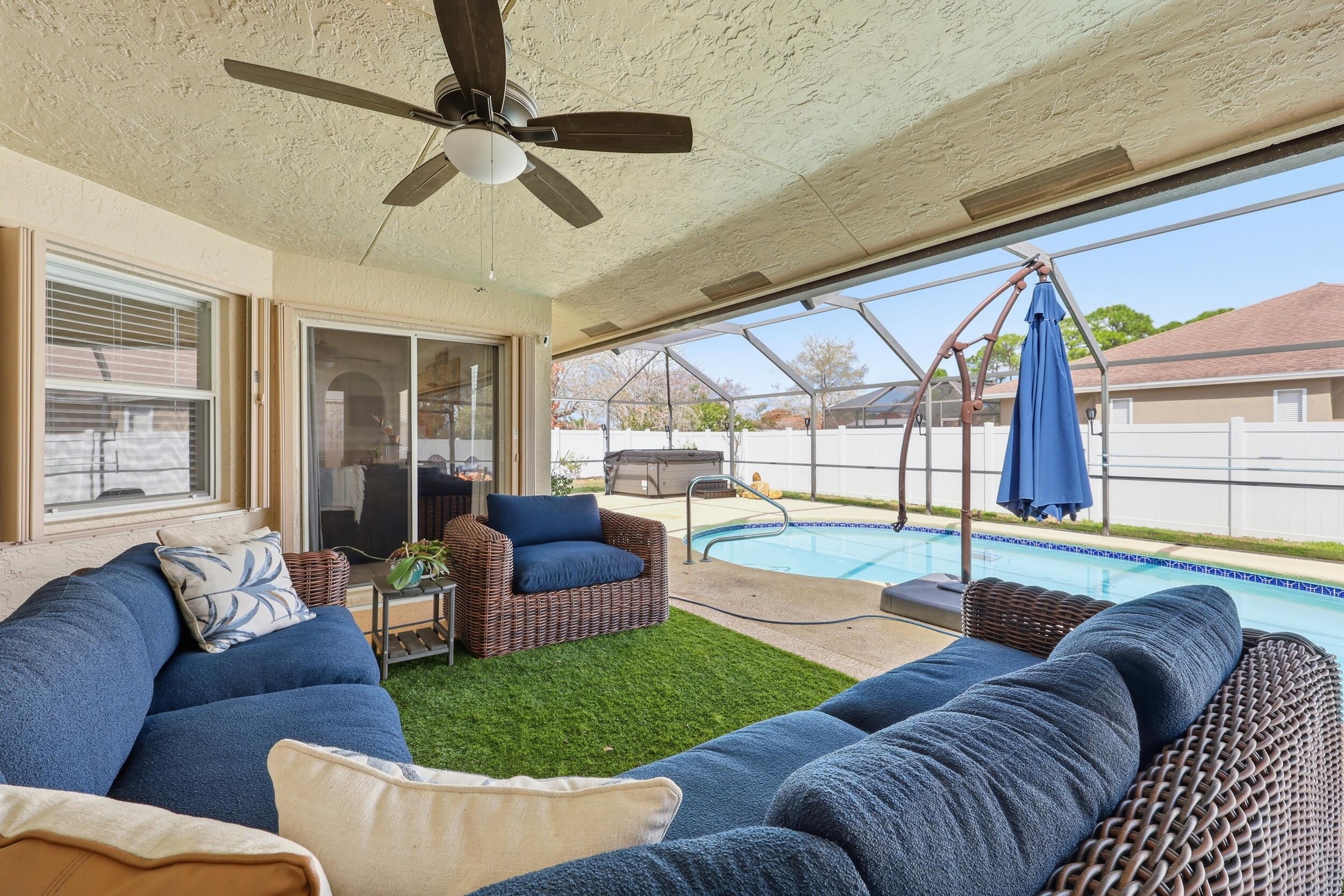 5878 NW Carovel Avenue, Port St. Lucie