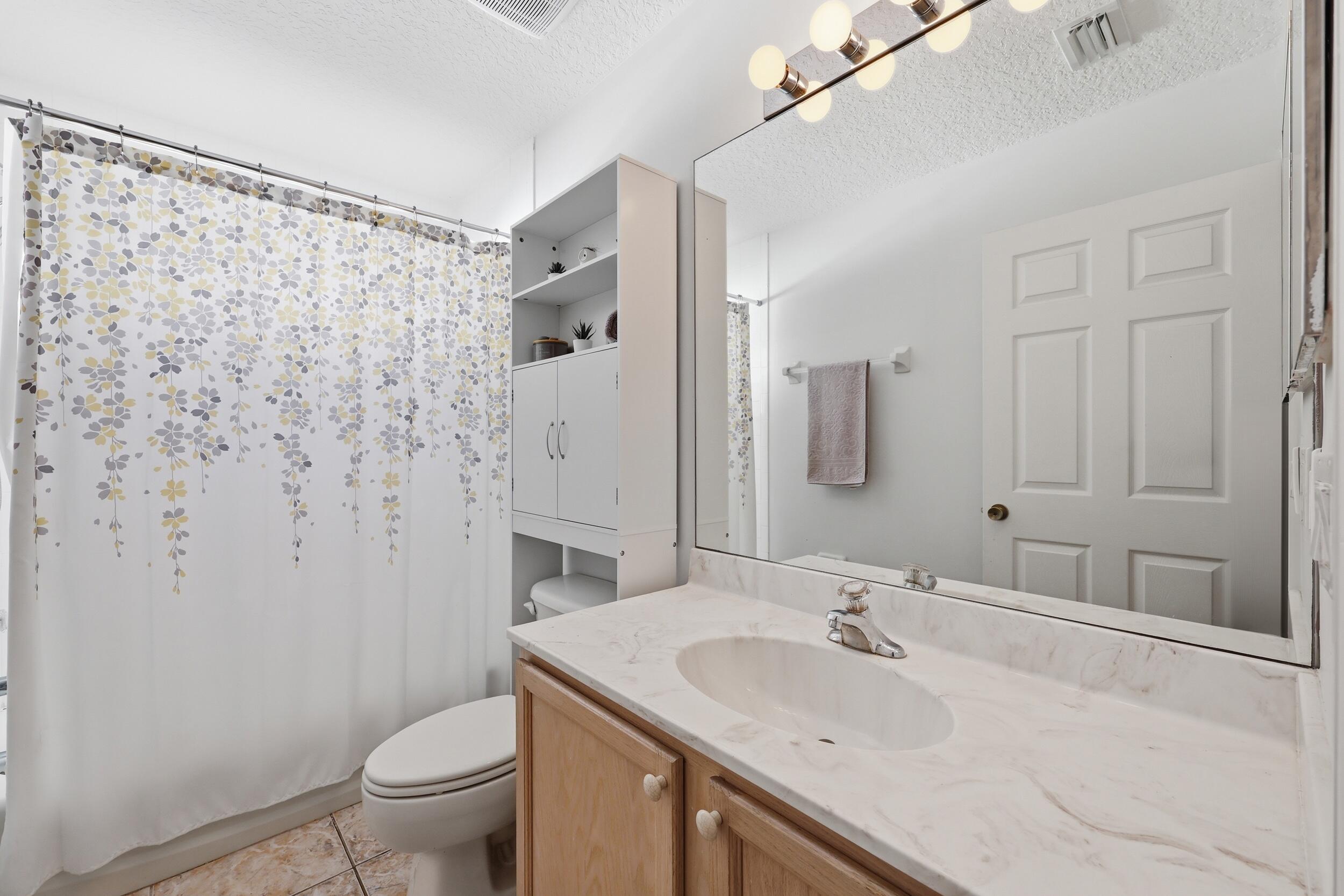 5878 NW Carovel Avenue, Port St. Lucie