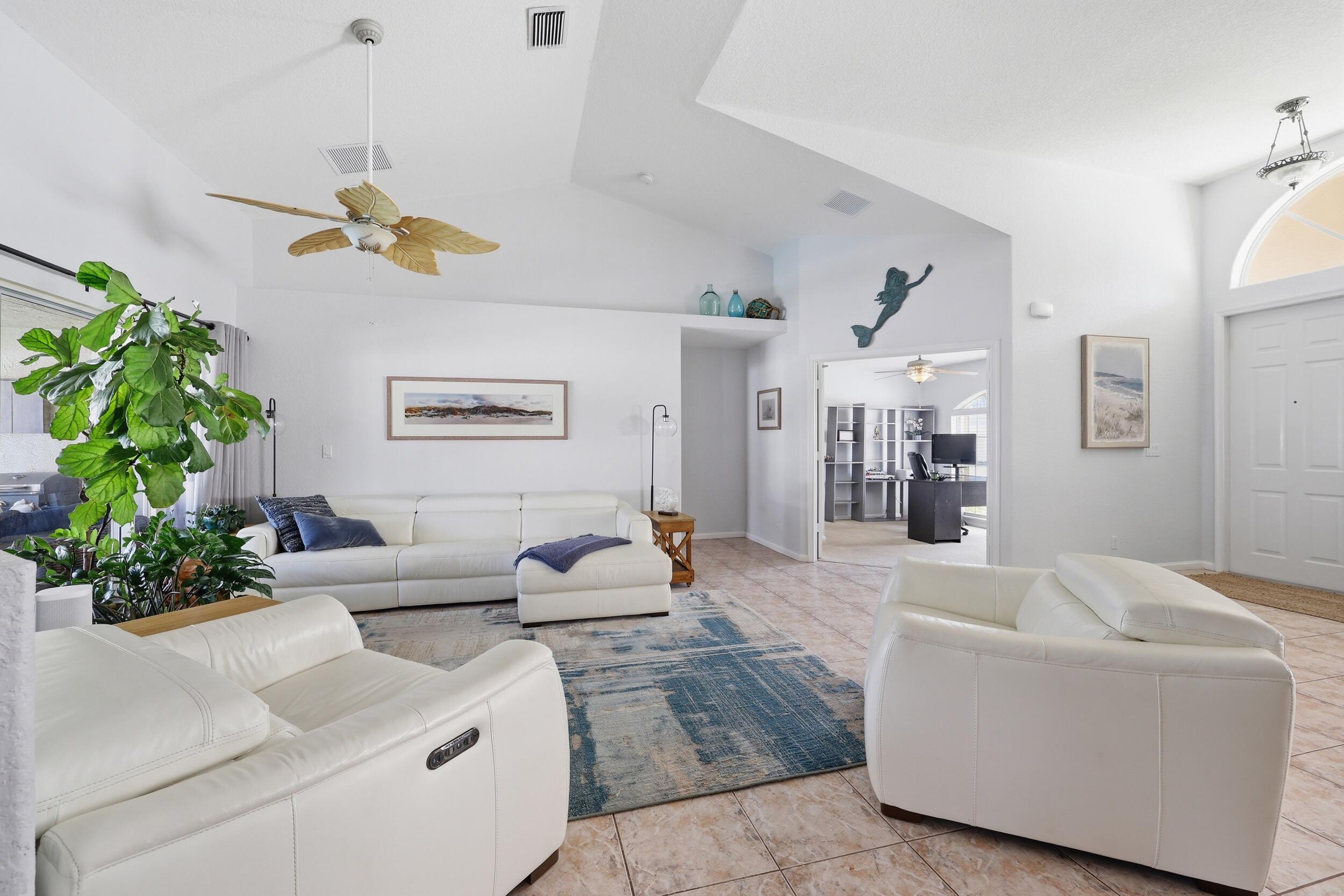 5878 NW Carovel Avenue, Port St. Lucie