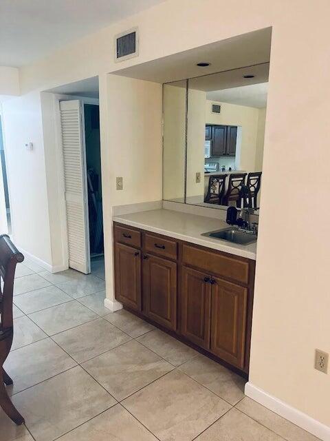 9440 Meadowood Drive 102