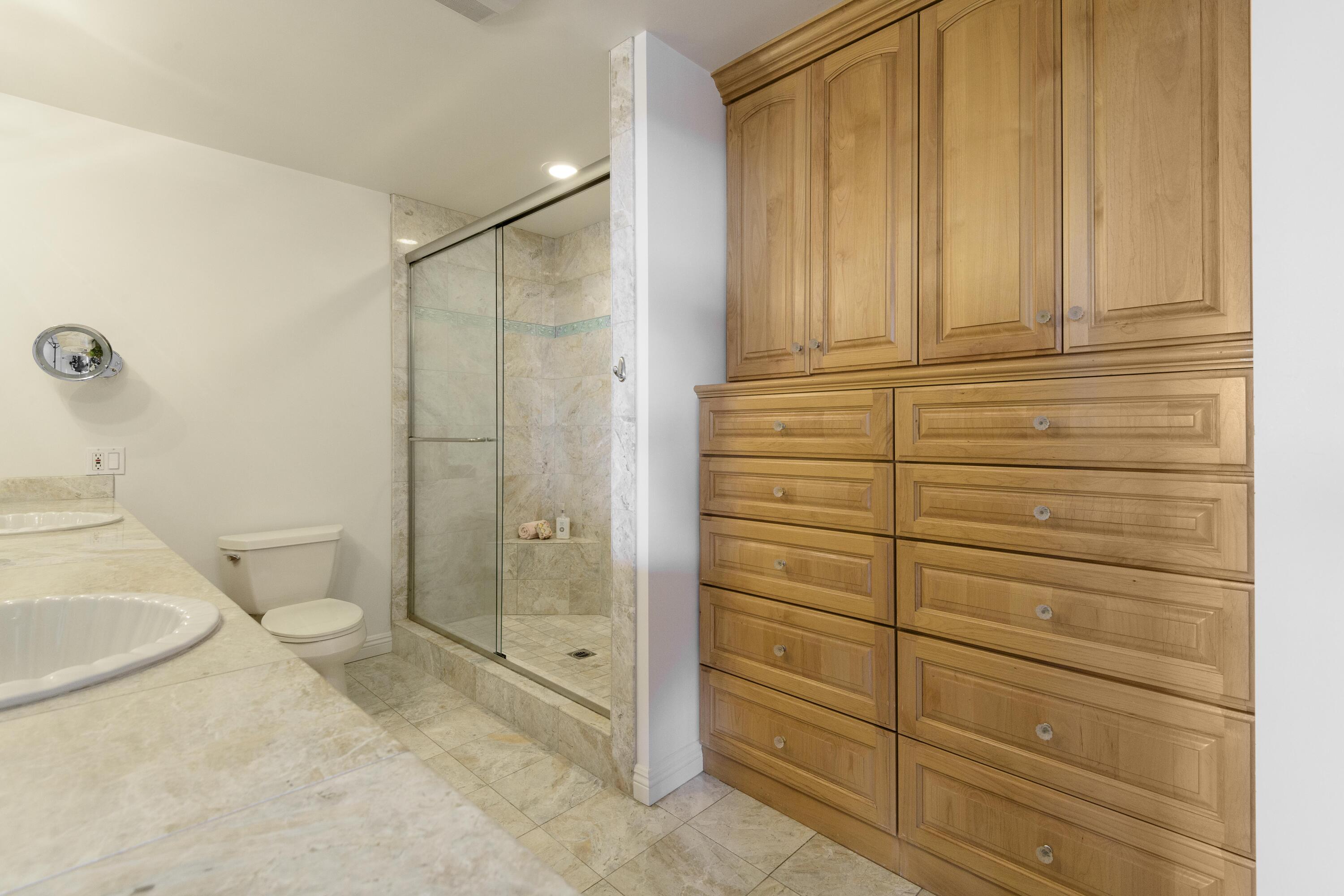 1338 Plaza Pacifica