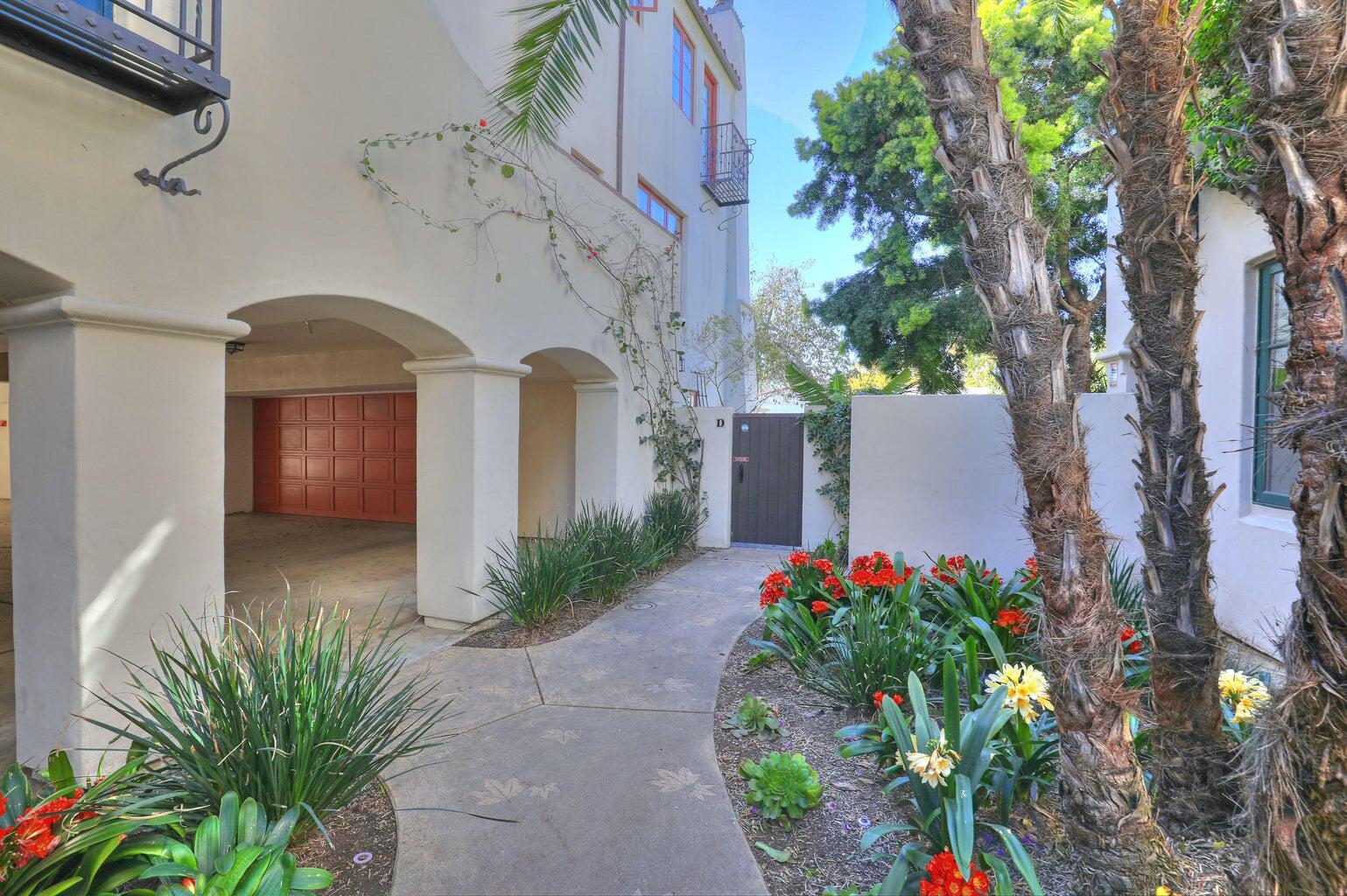 208 Santa Barbara Street Unit: D