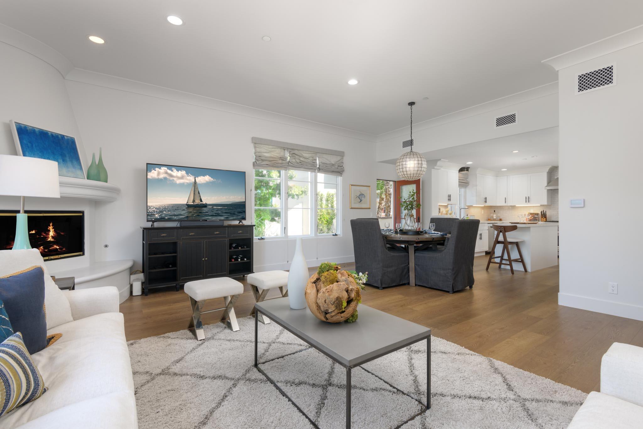 208 Santa Barbara Street Unit: D