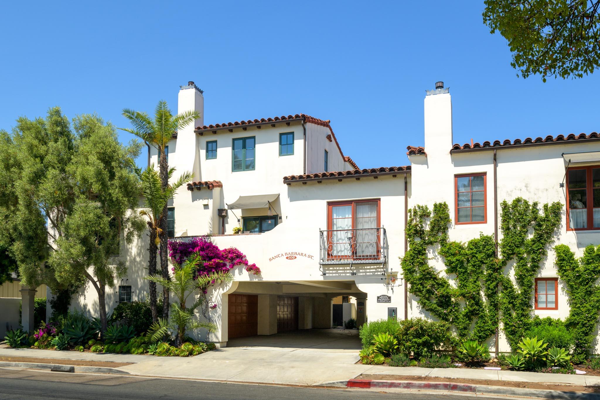 208 Santa Barbara Street Unit: D