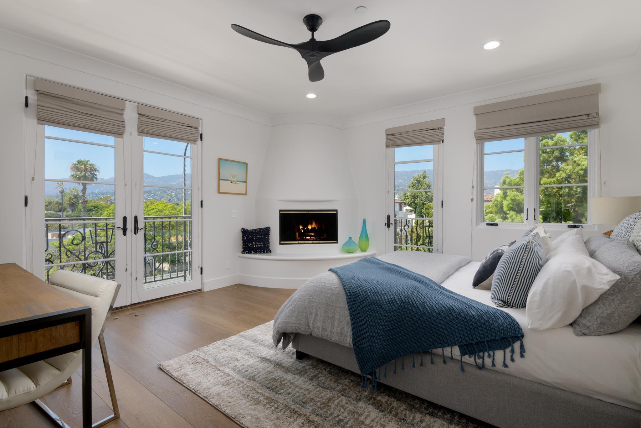 208 Santa Barbara Street Unit: D