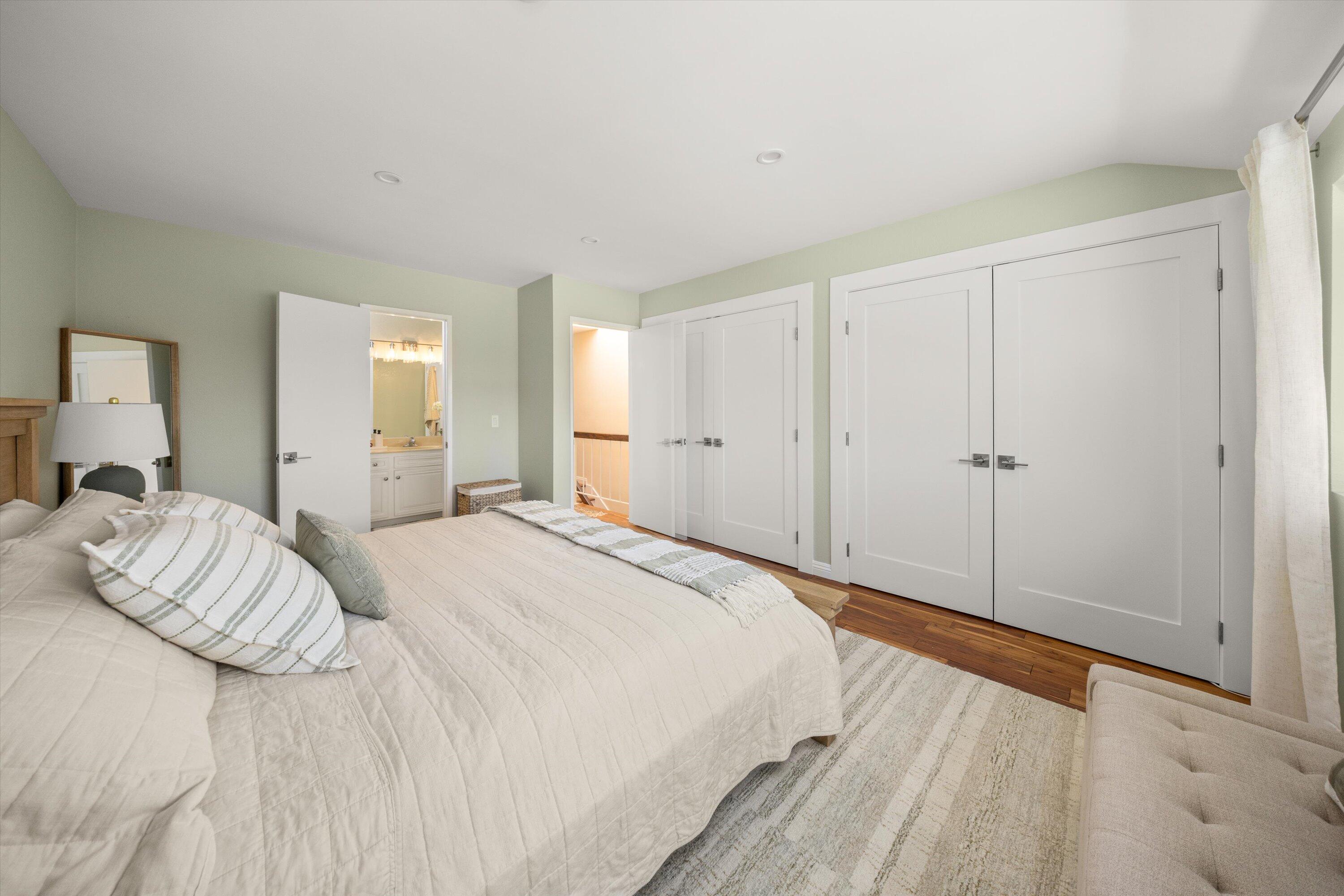 1050 Vista Del Pueblo, 5