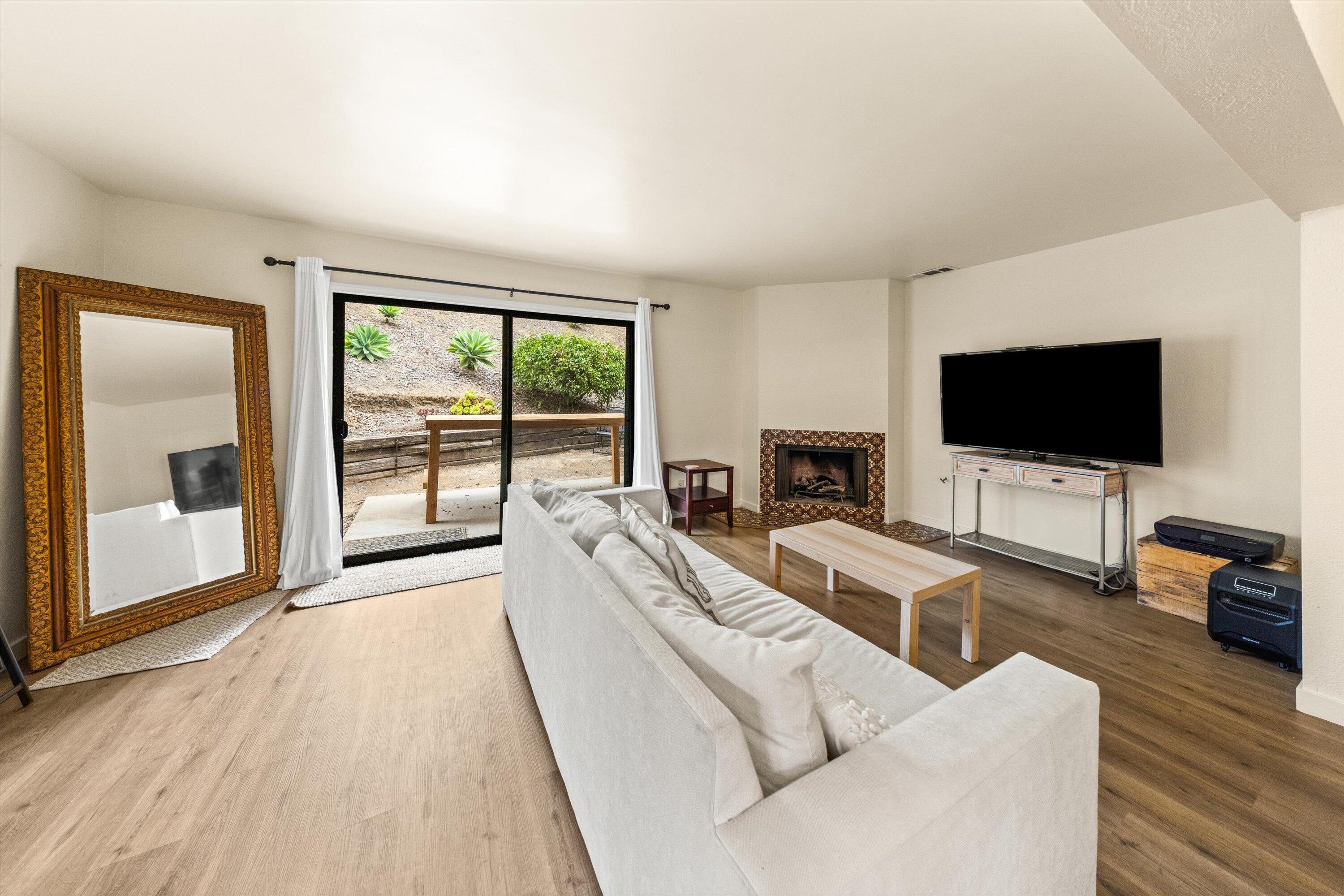 930 Philinda Avenue