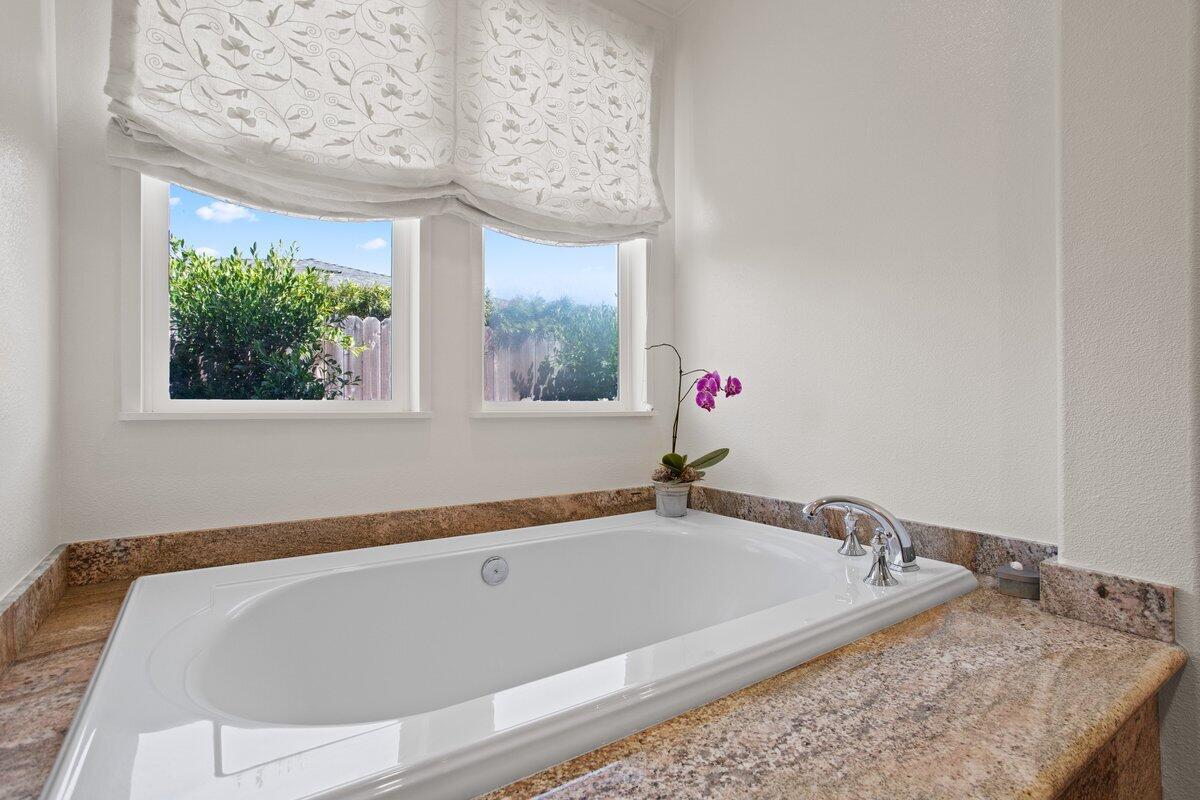 6360 Lagunitas Court