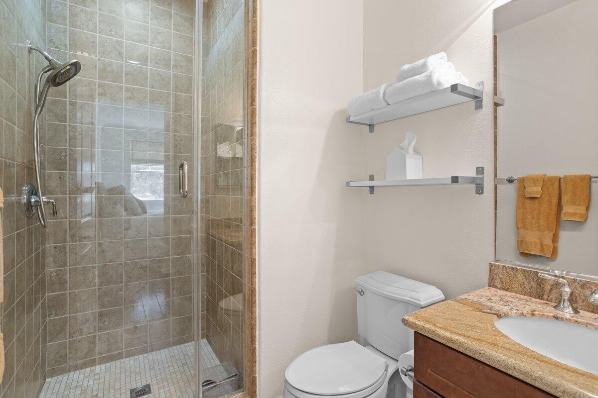 6360 Lagunitas Court