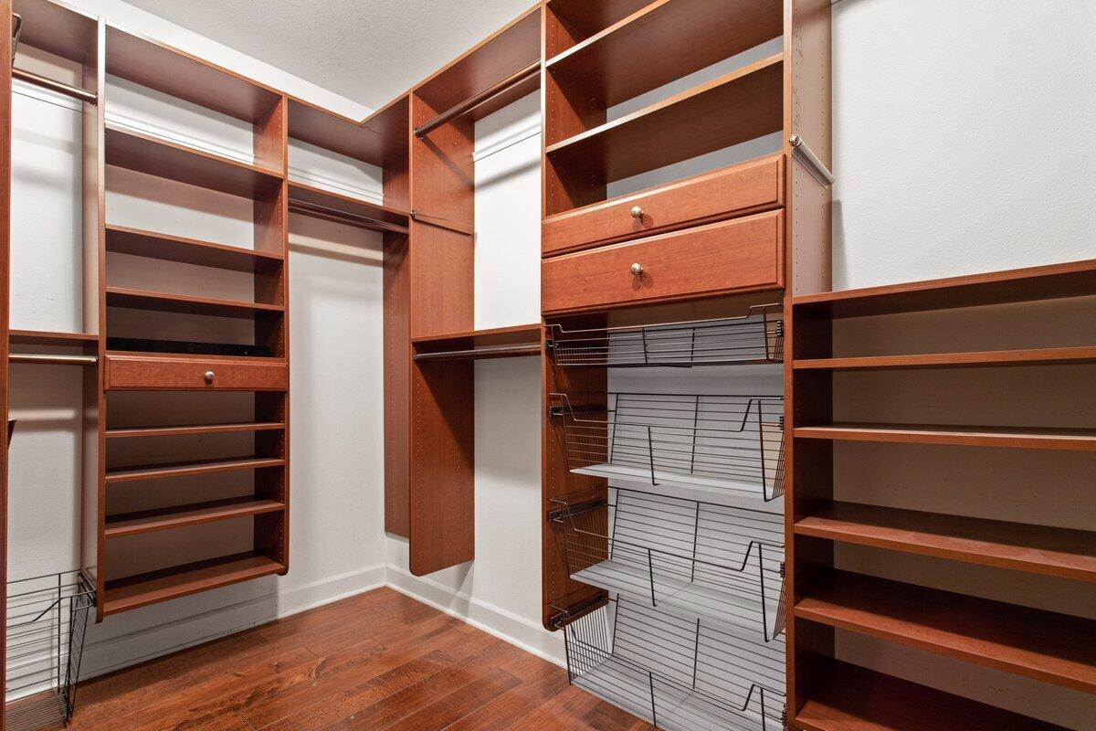 6360 Lagunitas Court