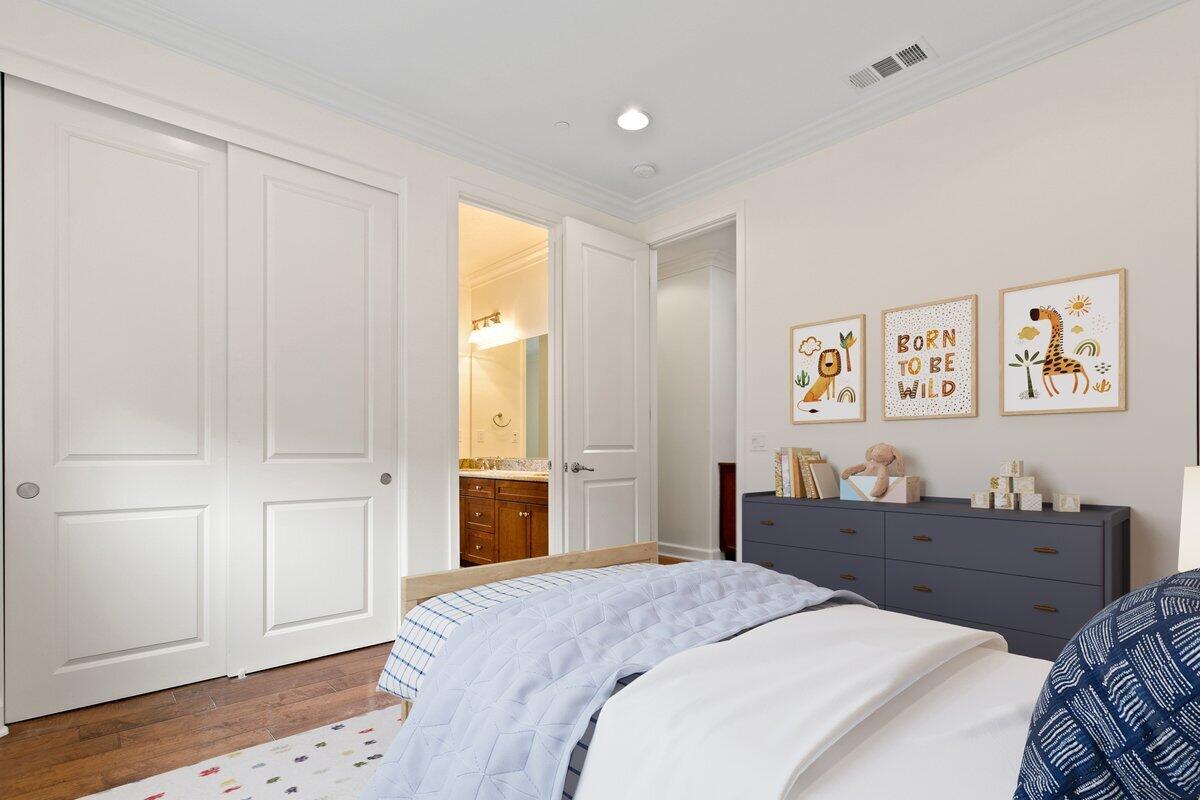 6360 Lagunitas Court