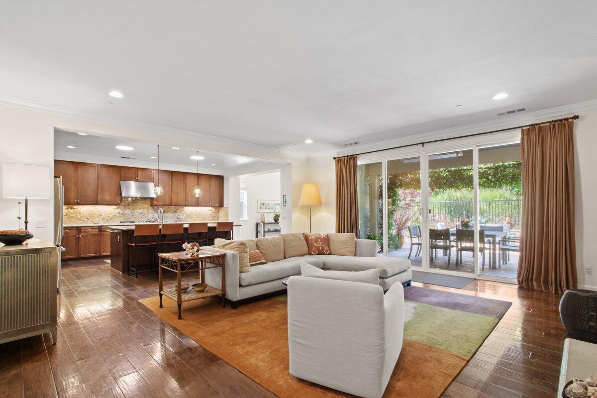 6360 Lagunitas Court