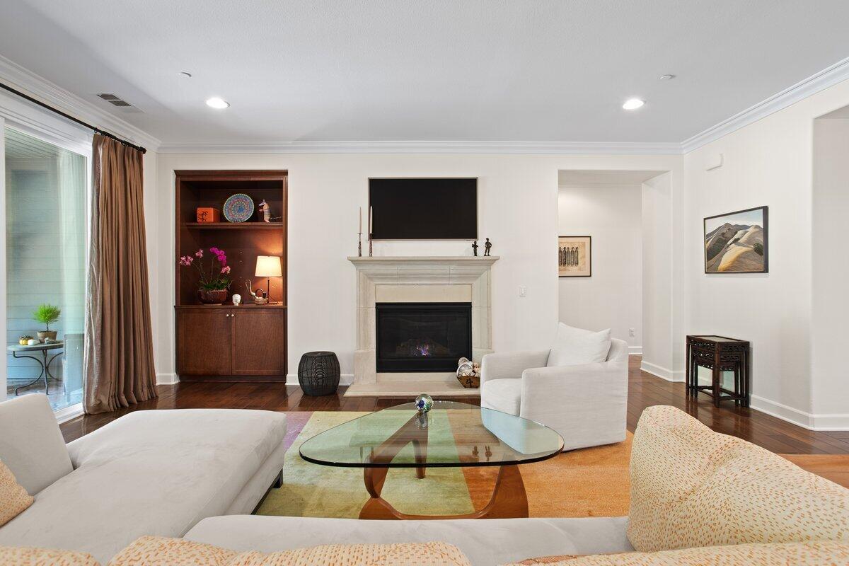 6360 Lagunitas Court