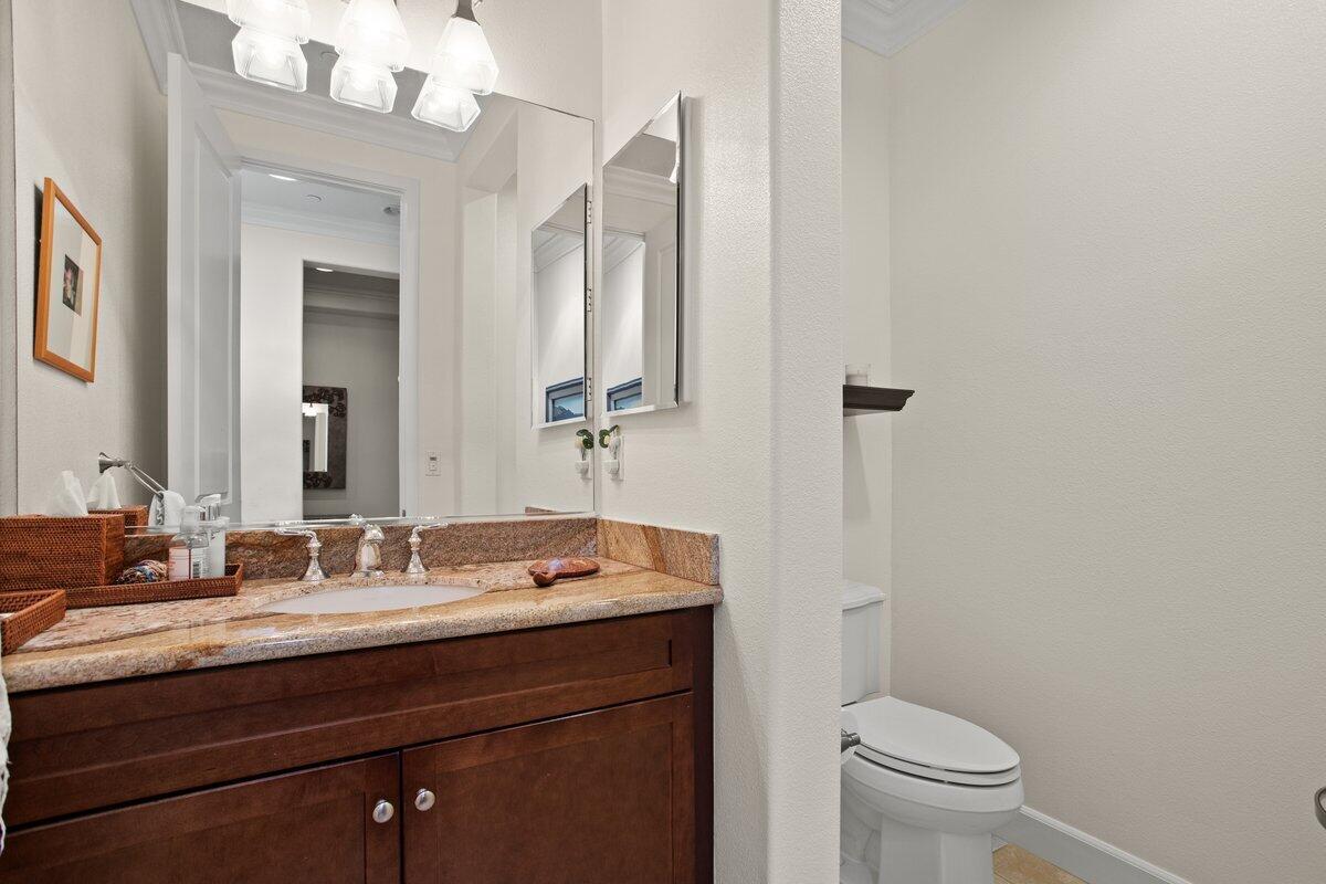 6360 Lagunitas Court