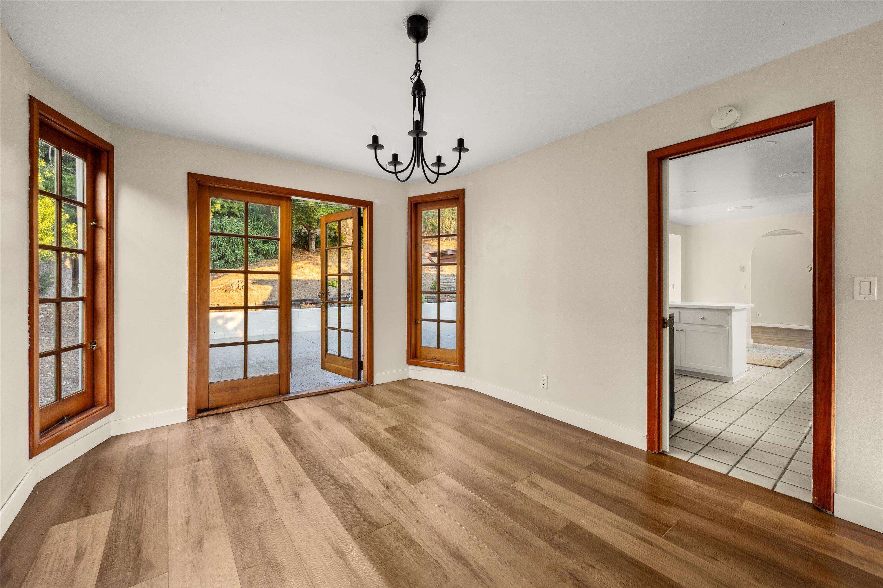 2210 St James Drive