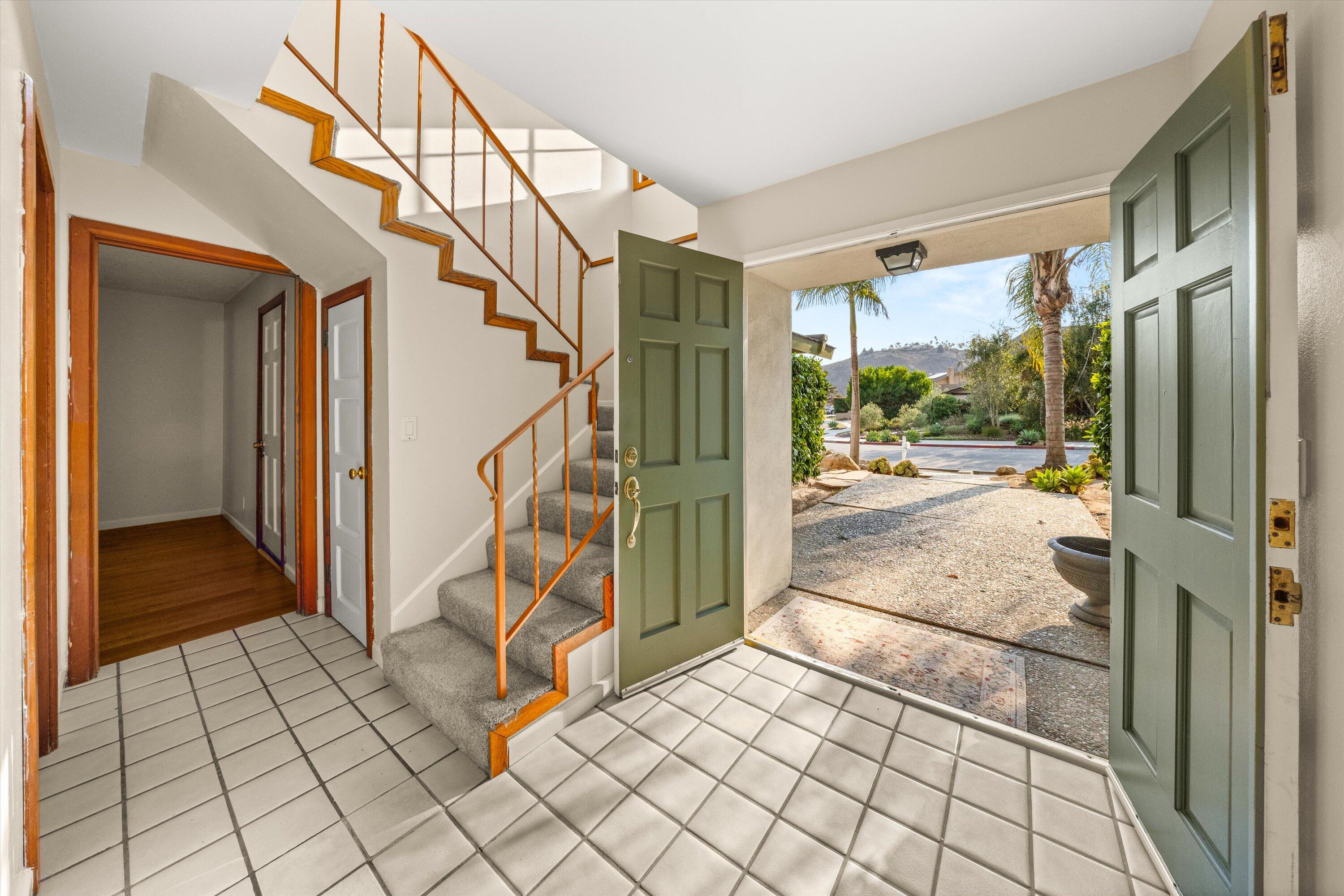 2210 St James Drive