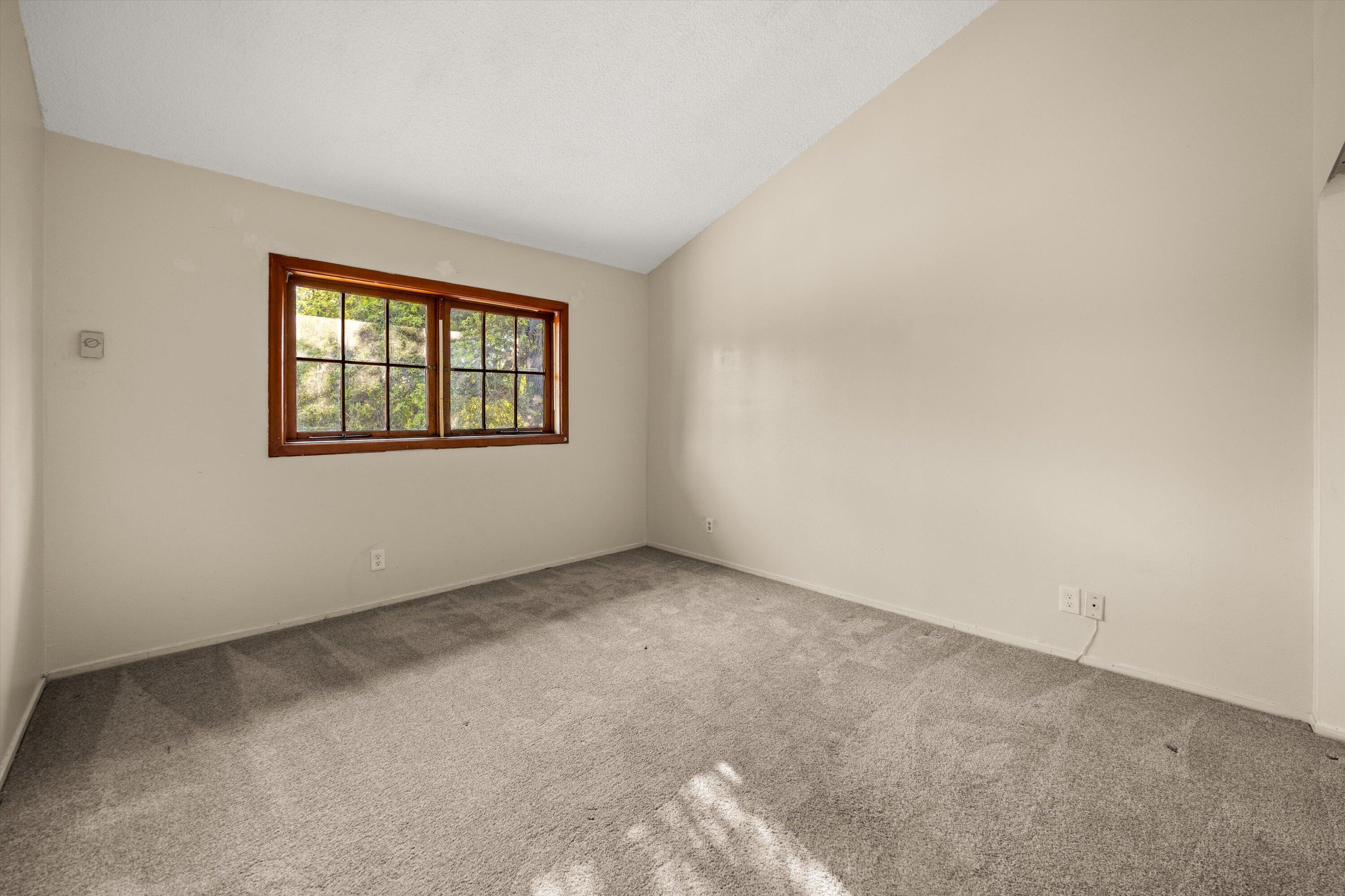 2210 St James Drive