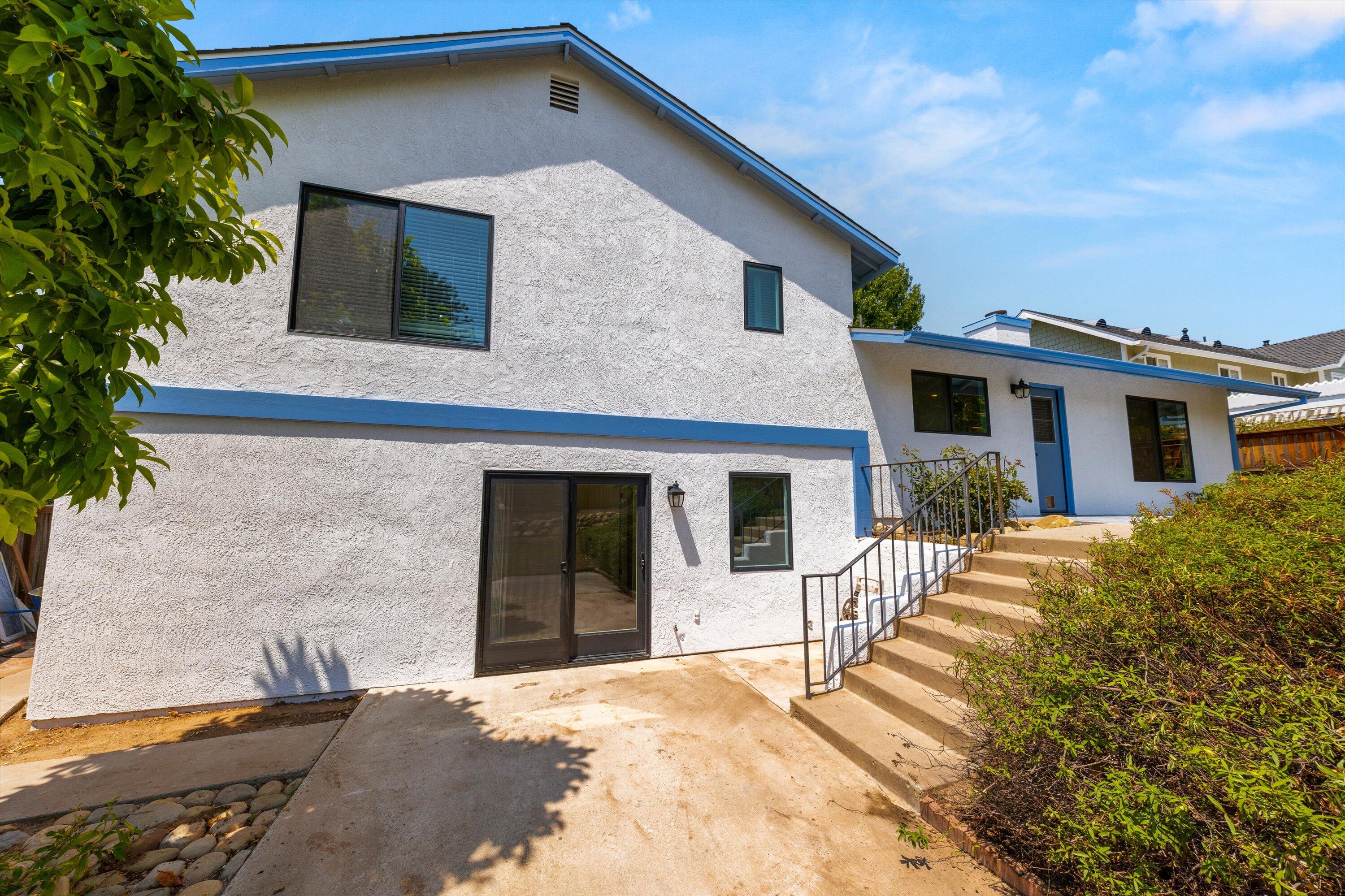 3767 Lincolnwood Drive