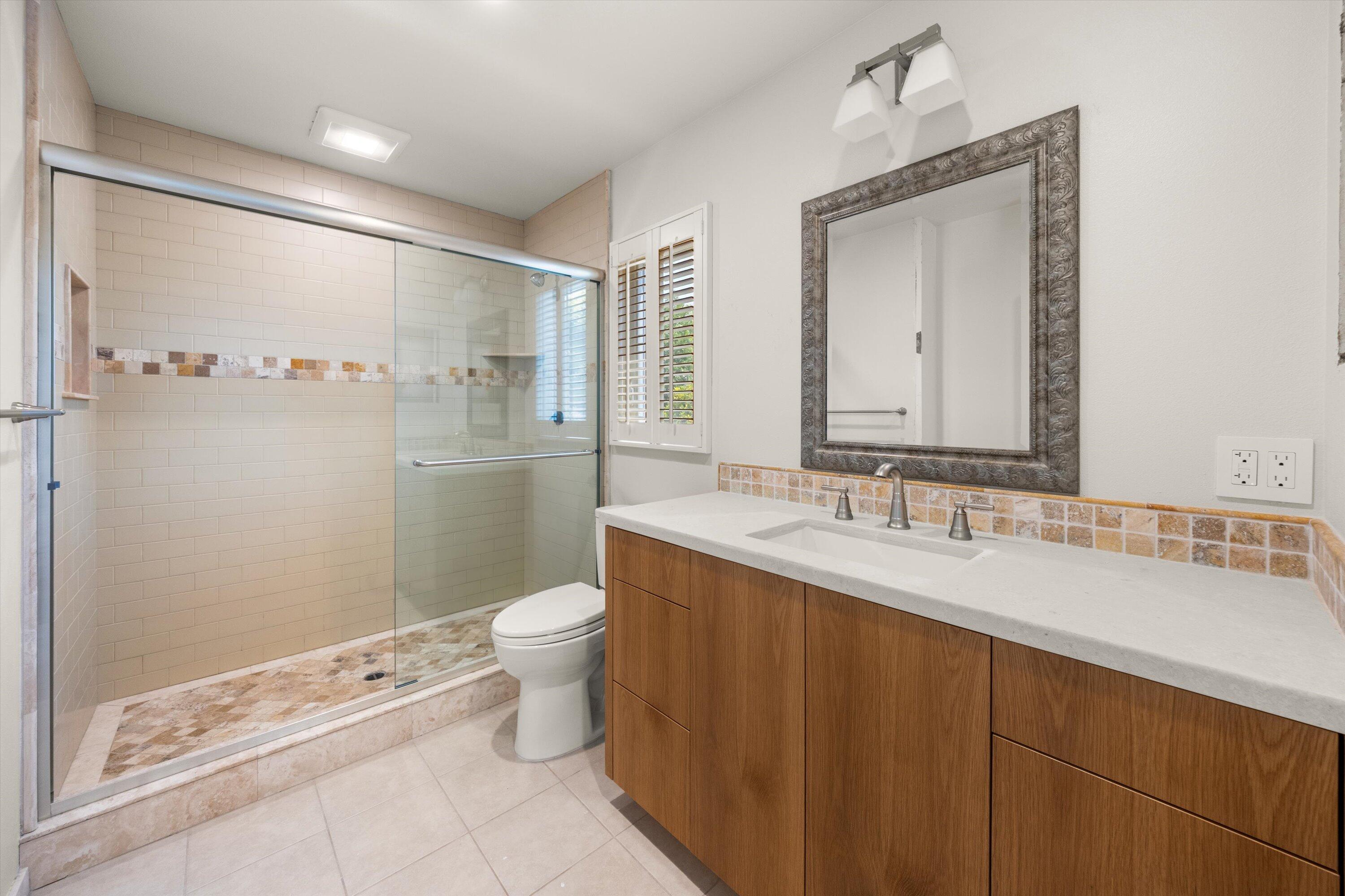 3767 Lincolnwood Drive