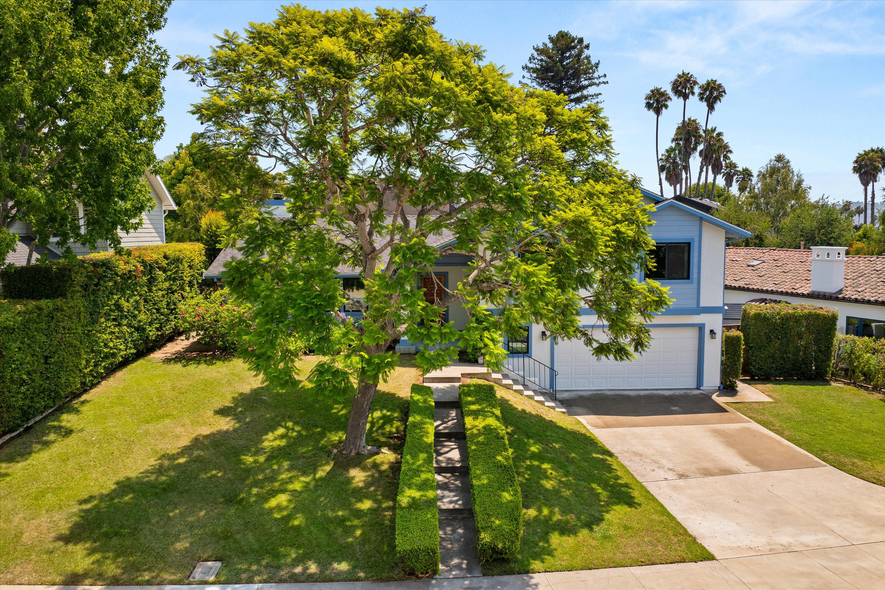 3767 Lincolnwood Drive