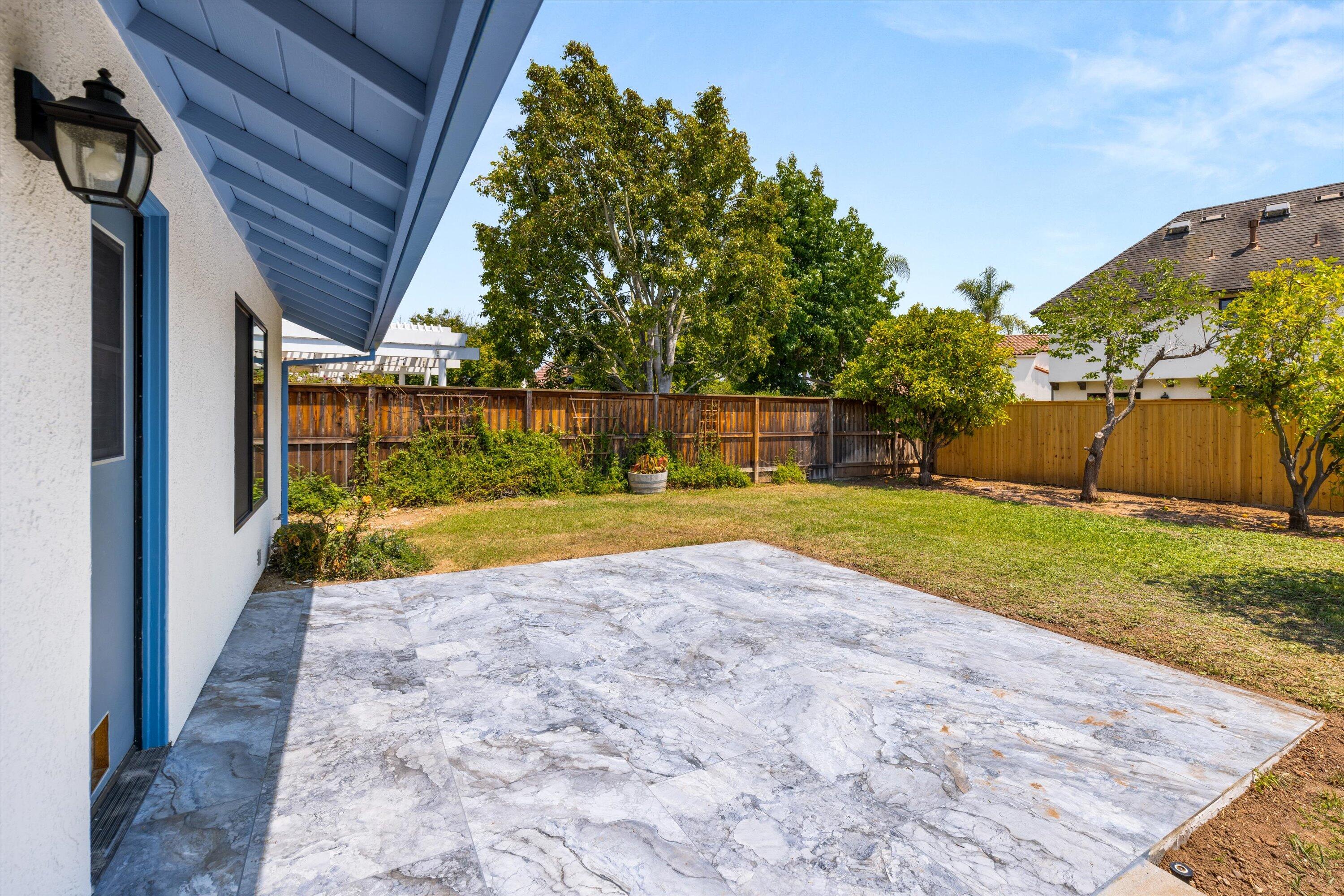 3767 Lincolnwood Drive