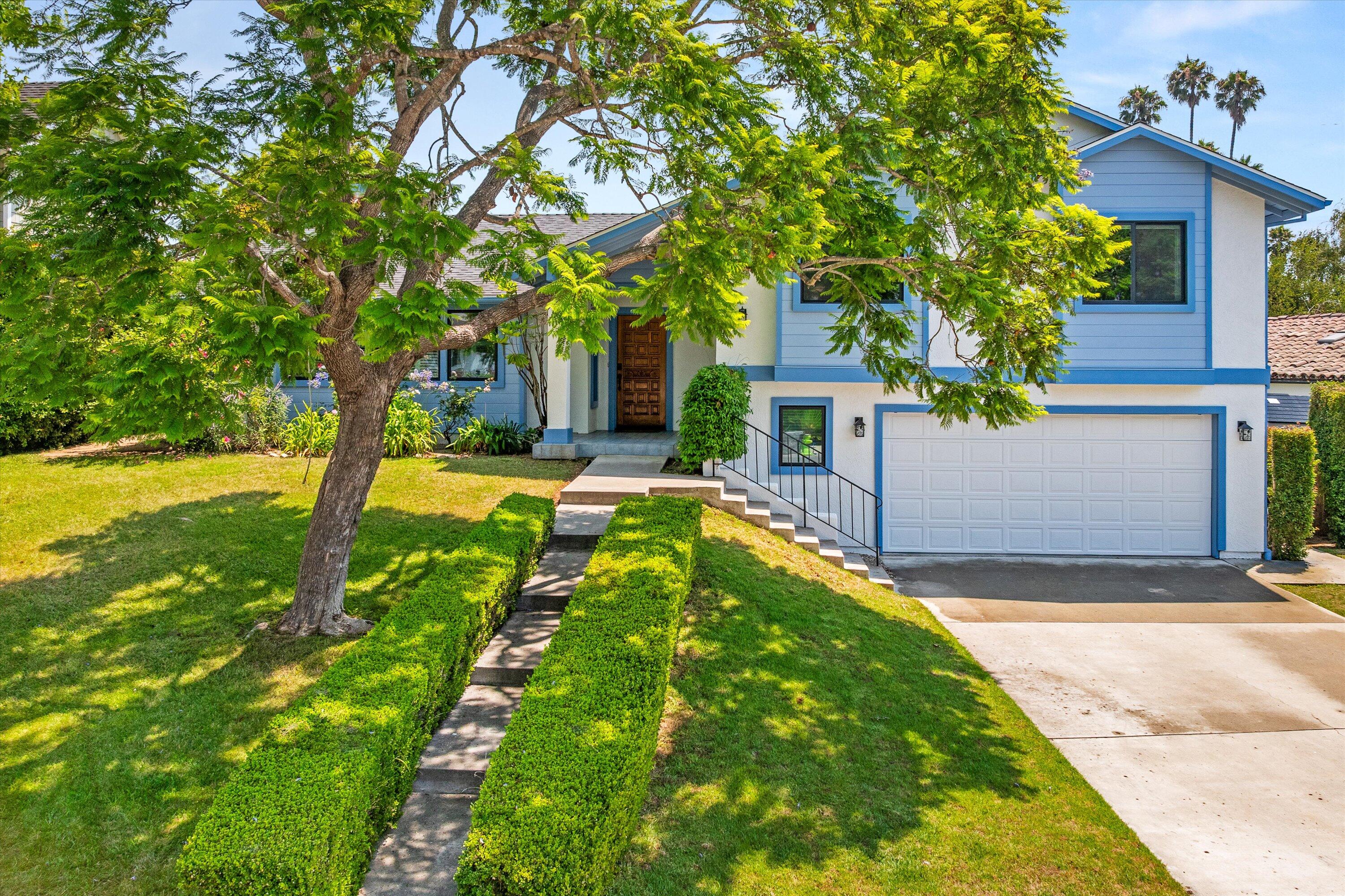 3767 Lincolnwood Drive