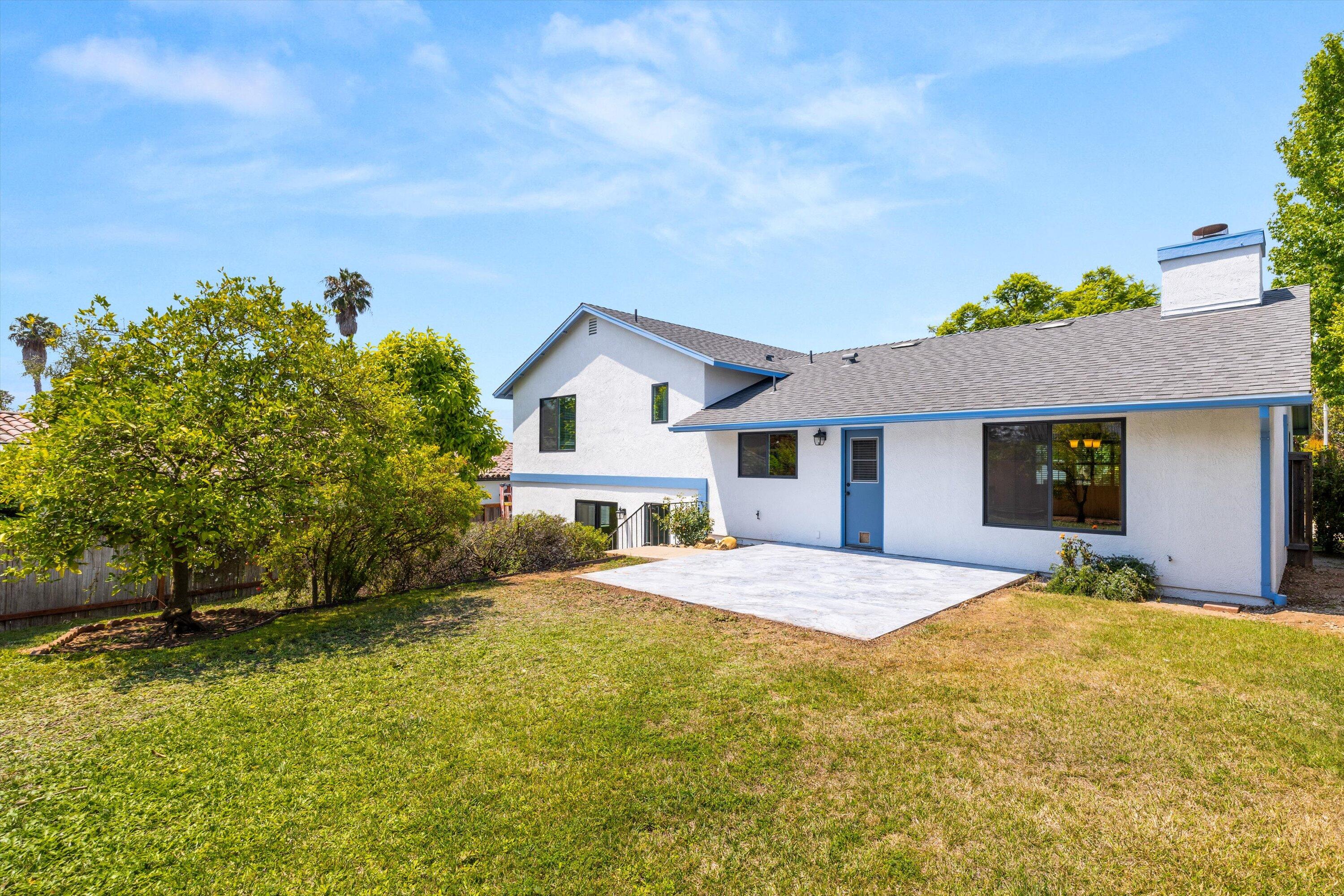 3767 Lincolnwood Drive