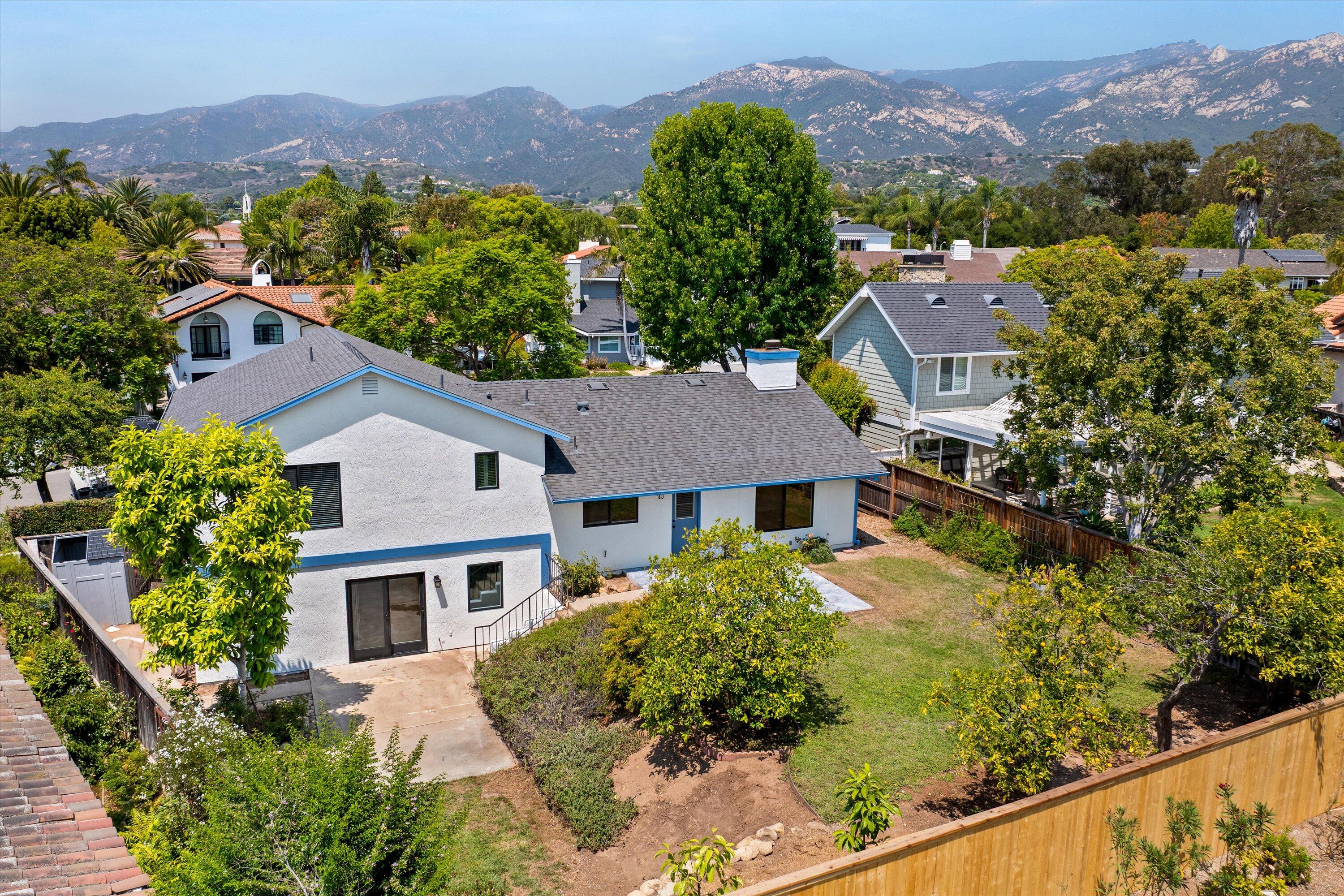 3767 Lincolnwood Drive