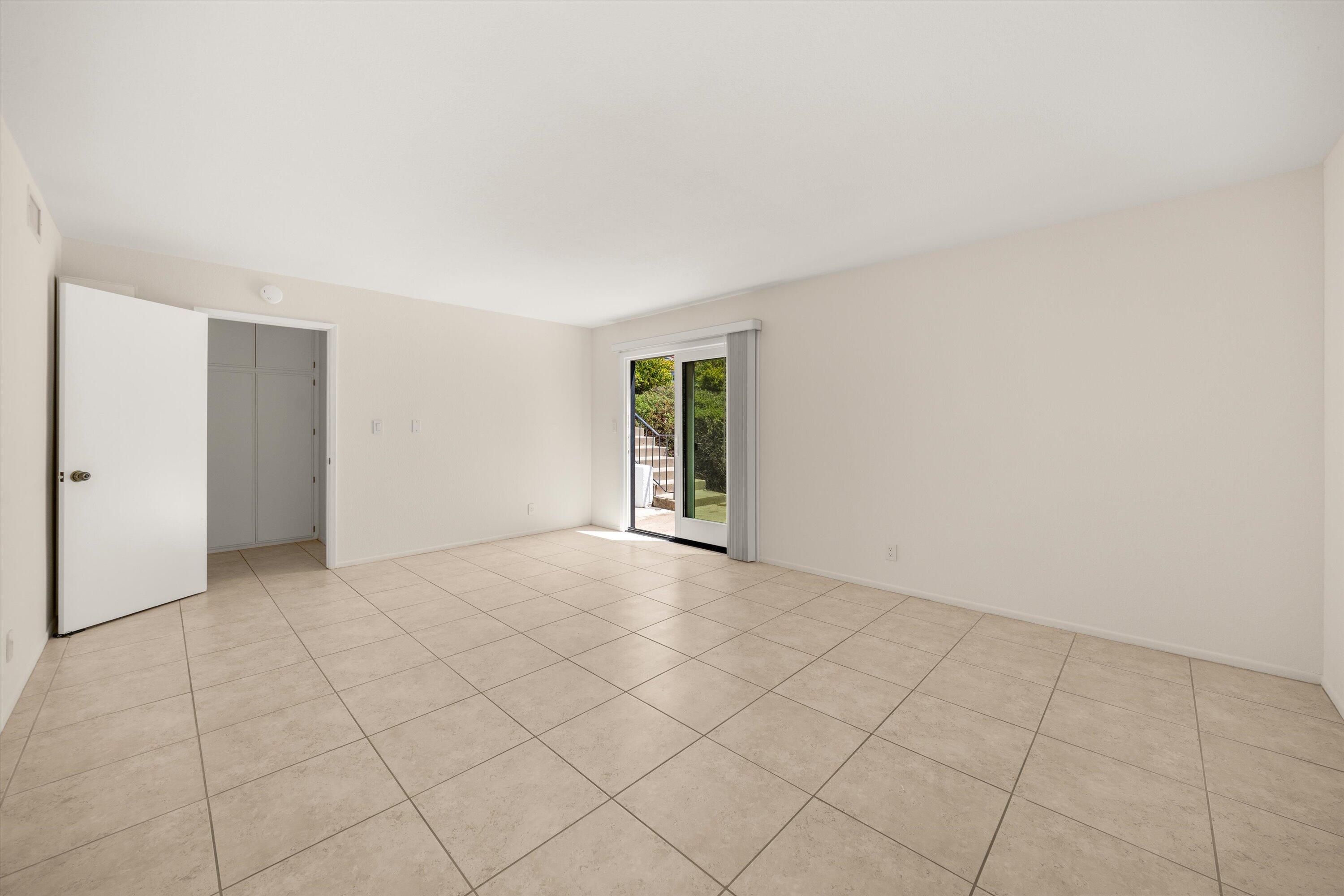 3767 Lincolnwood Drive