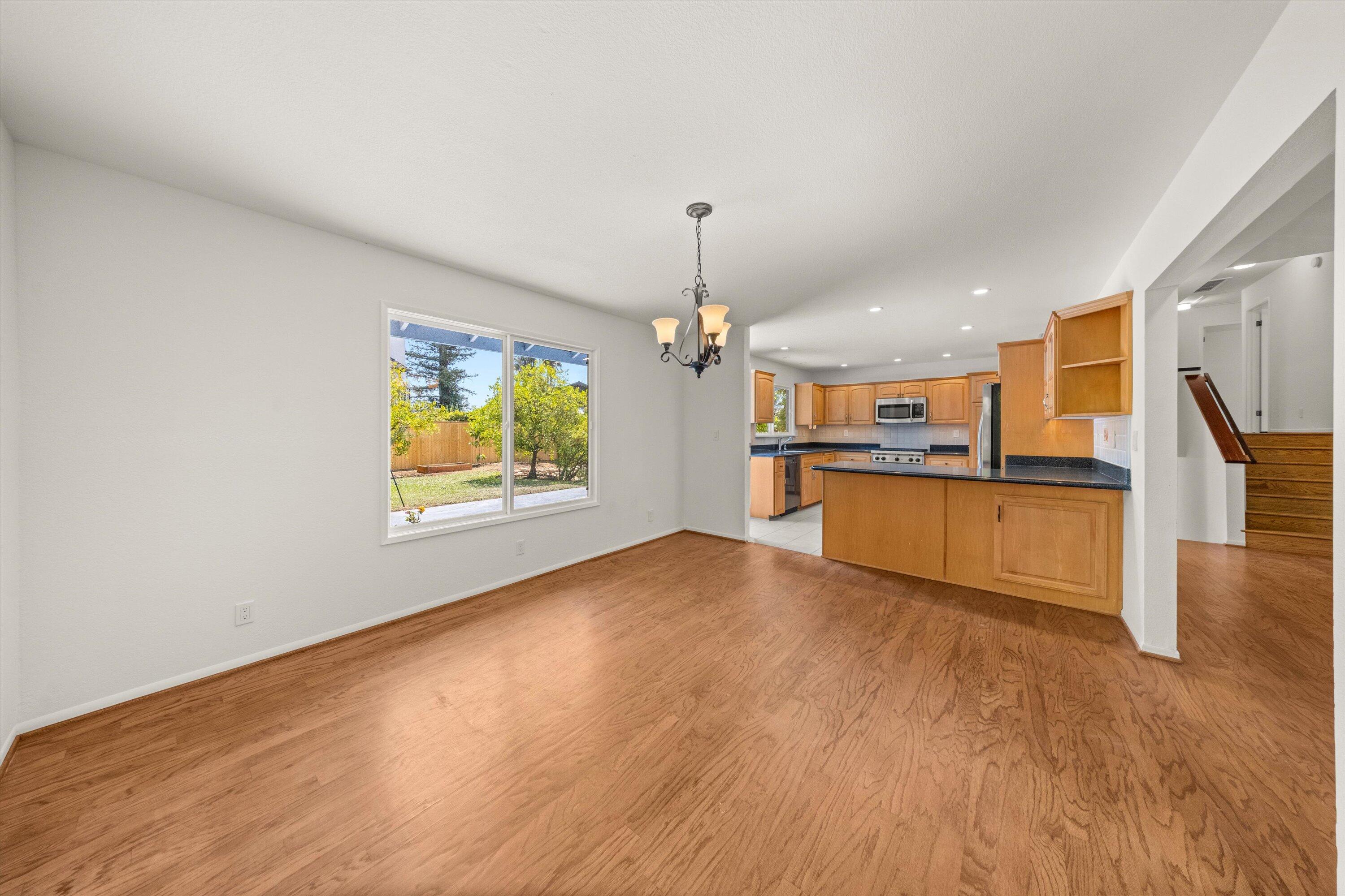 3767 Lincolnwood Drive