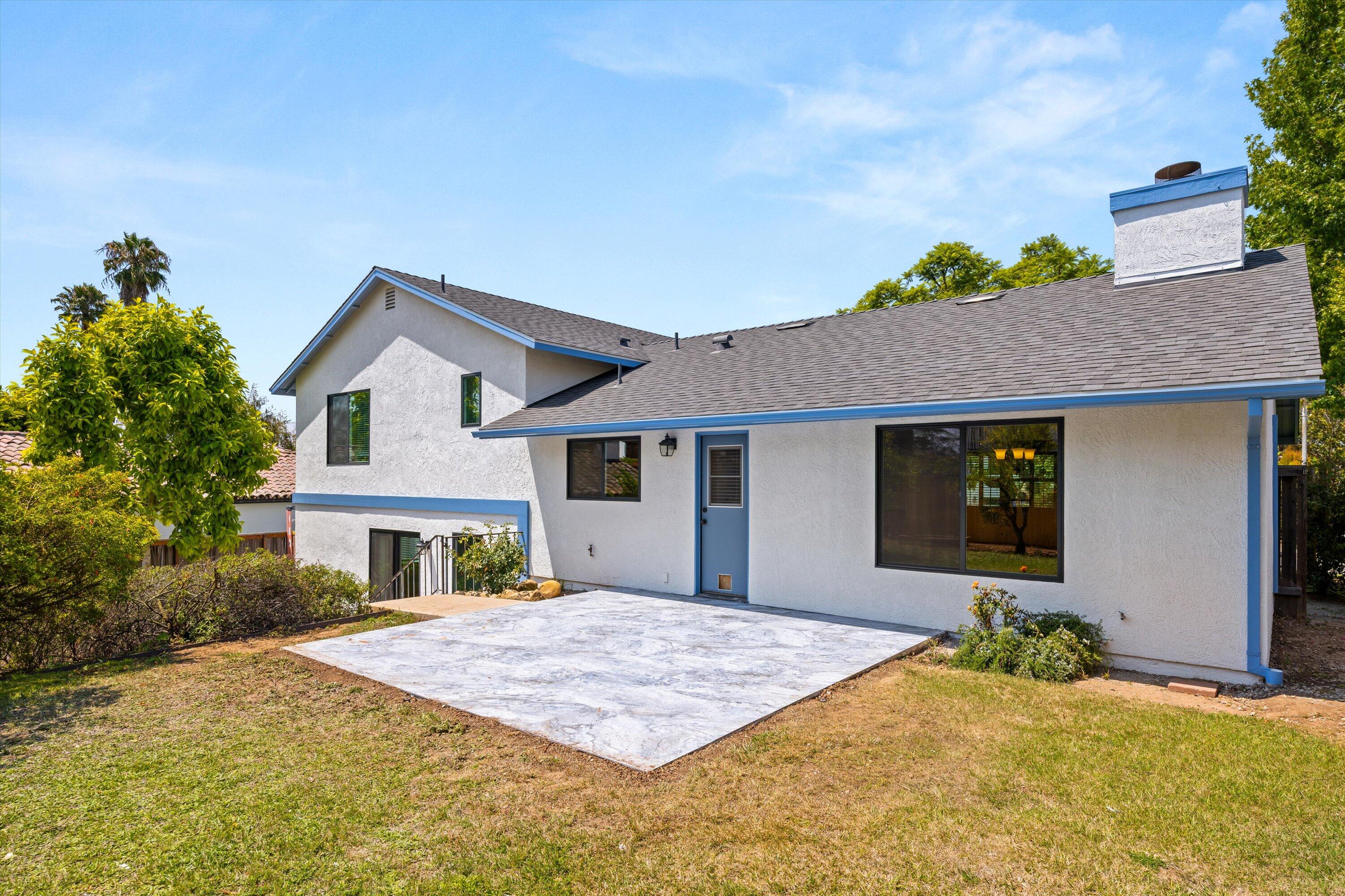 3767 Lincolnwood Drive