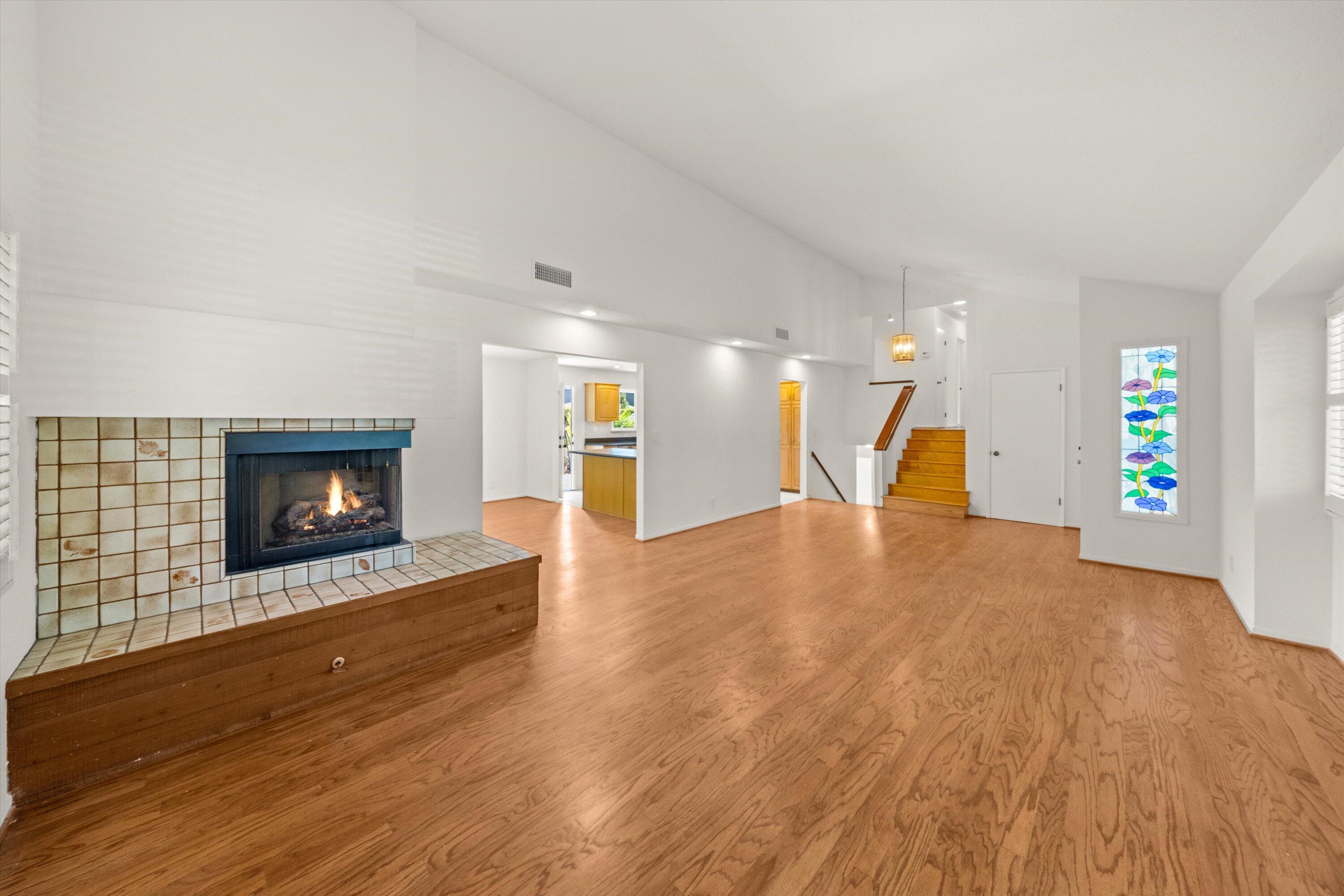 3767 Lincolnwood Drive