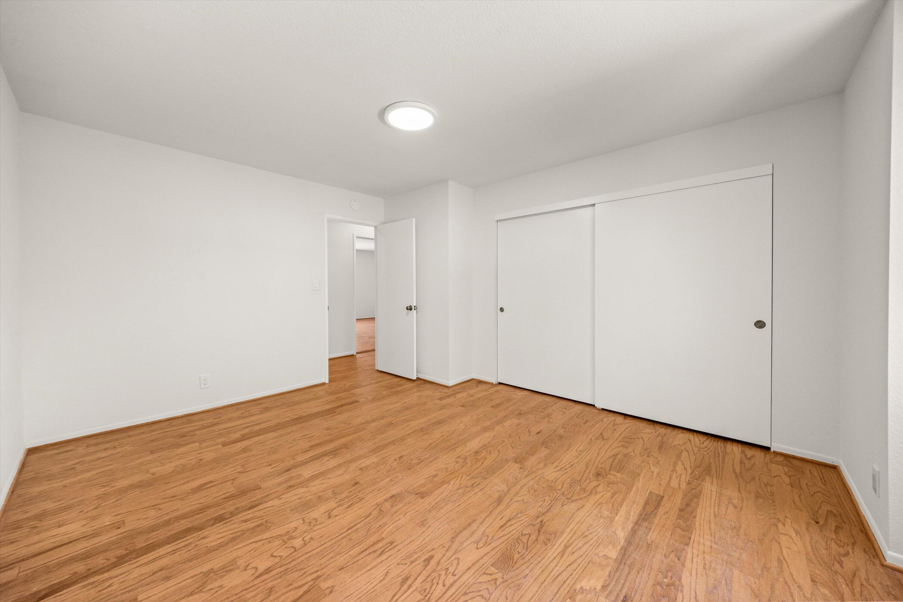 3767 Lincolnwood Drive