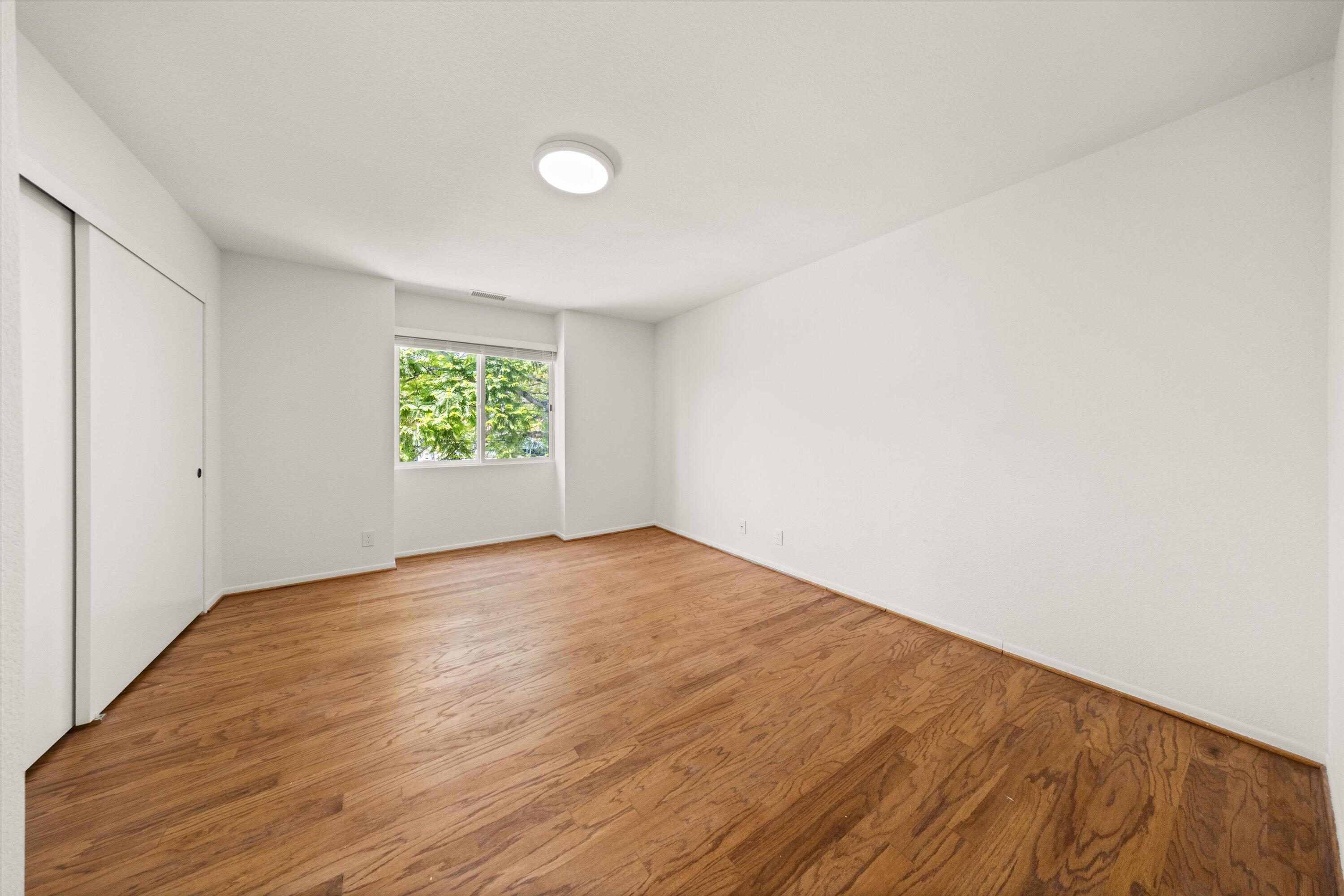 3767 Lincolnwood Drive