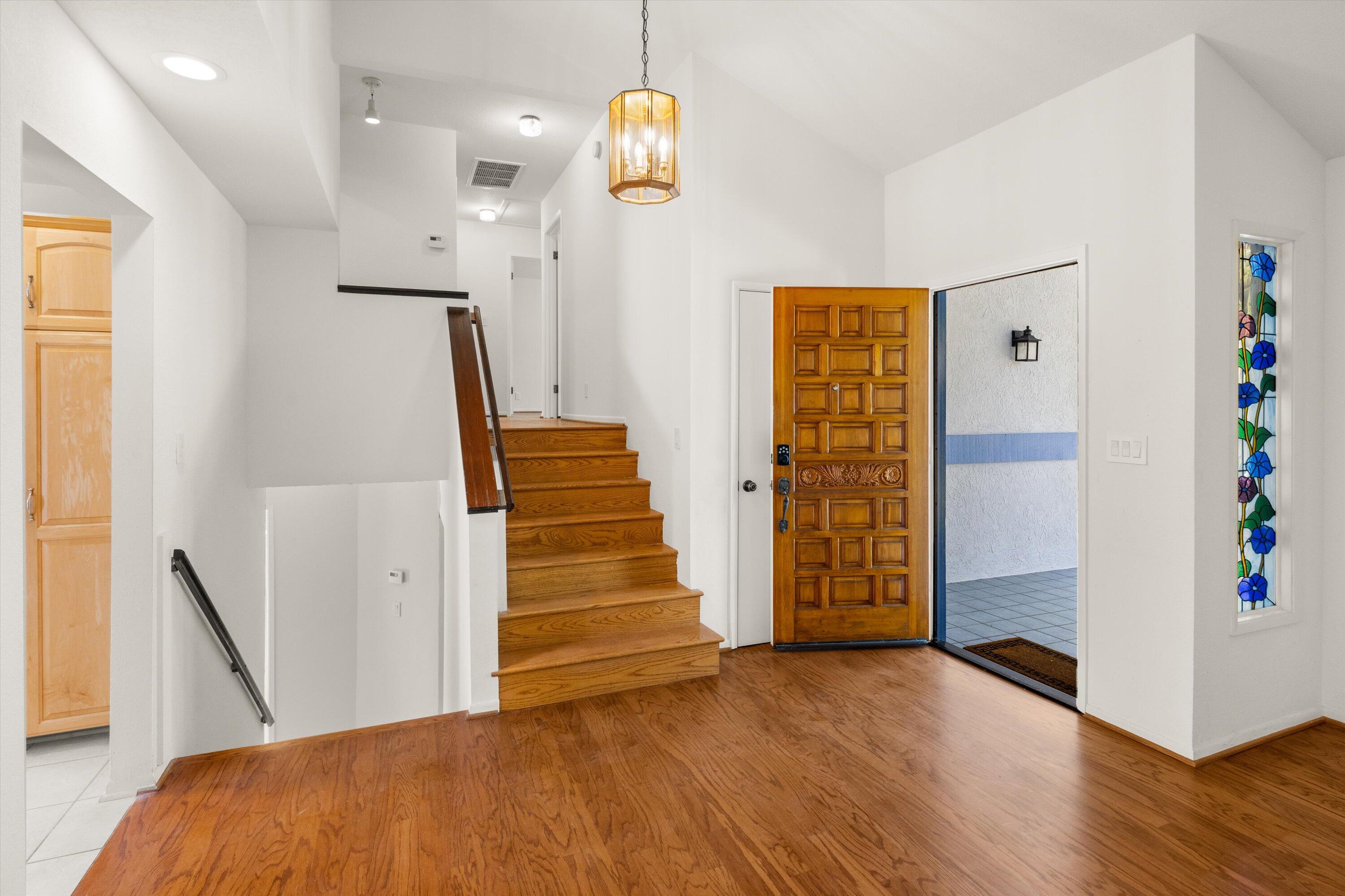 3767 Lincolnwood Drive