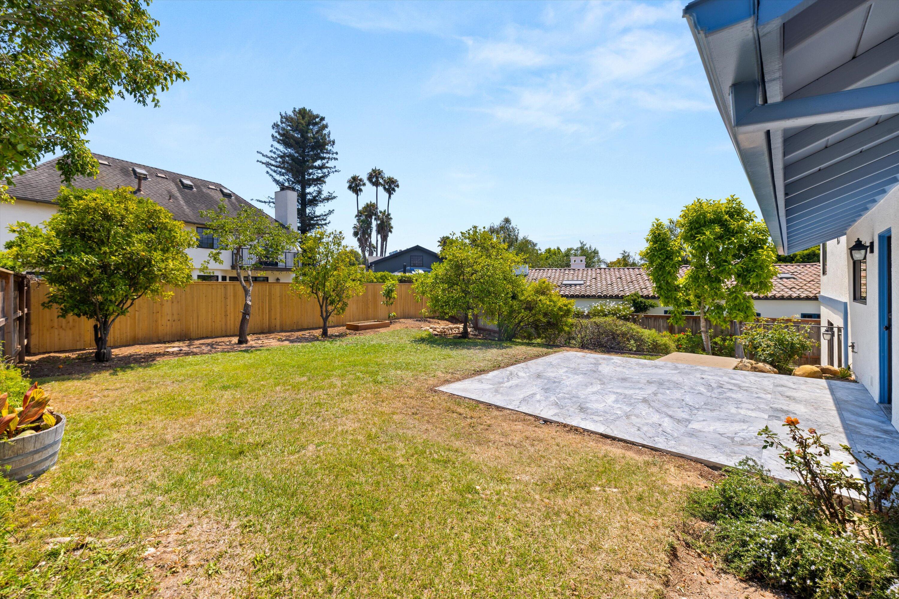 3767 Lincolnwood Drive