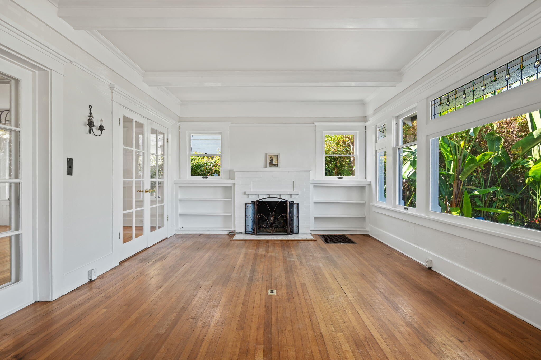 430 Corona Del Mar