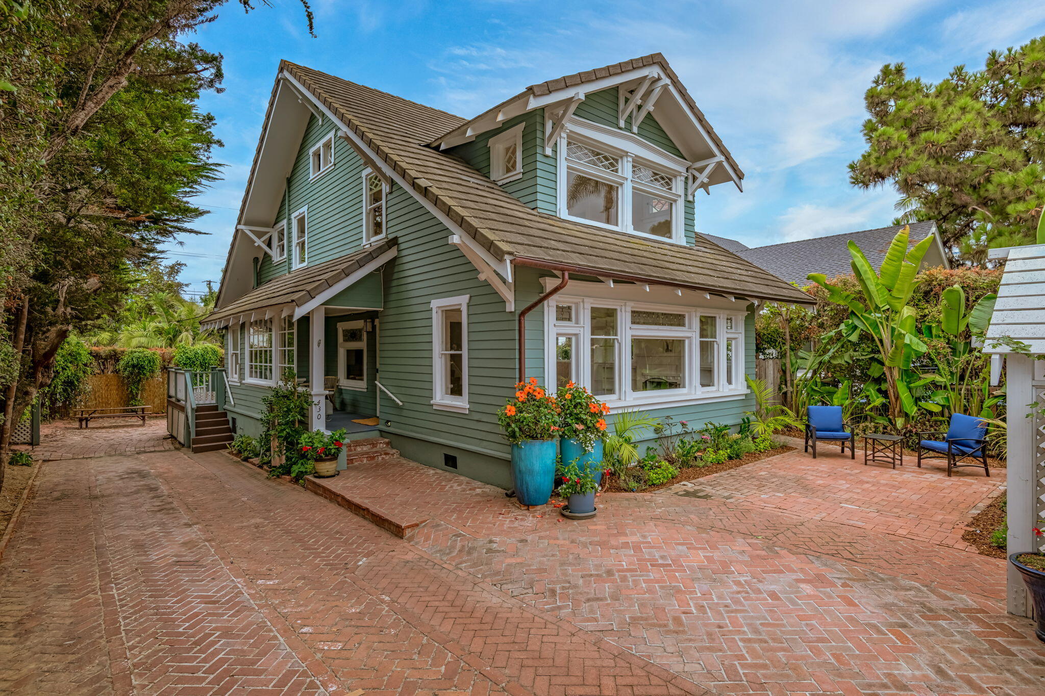 430 Corona Del Mar
