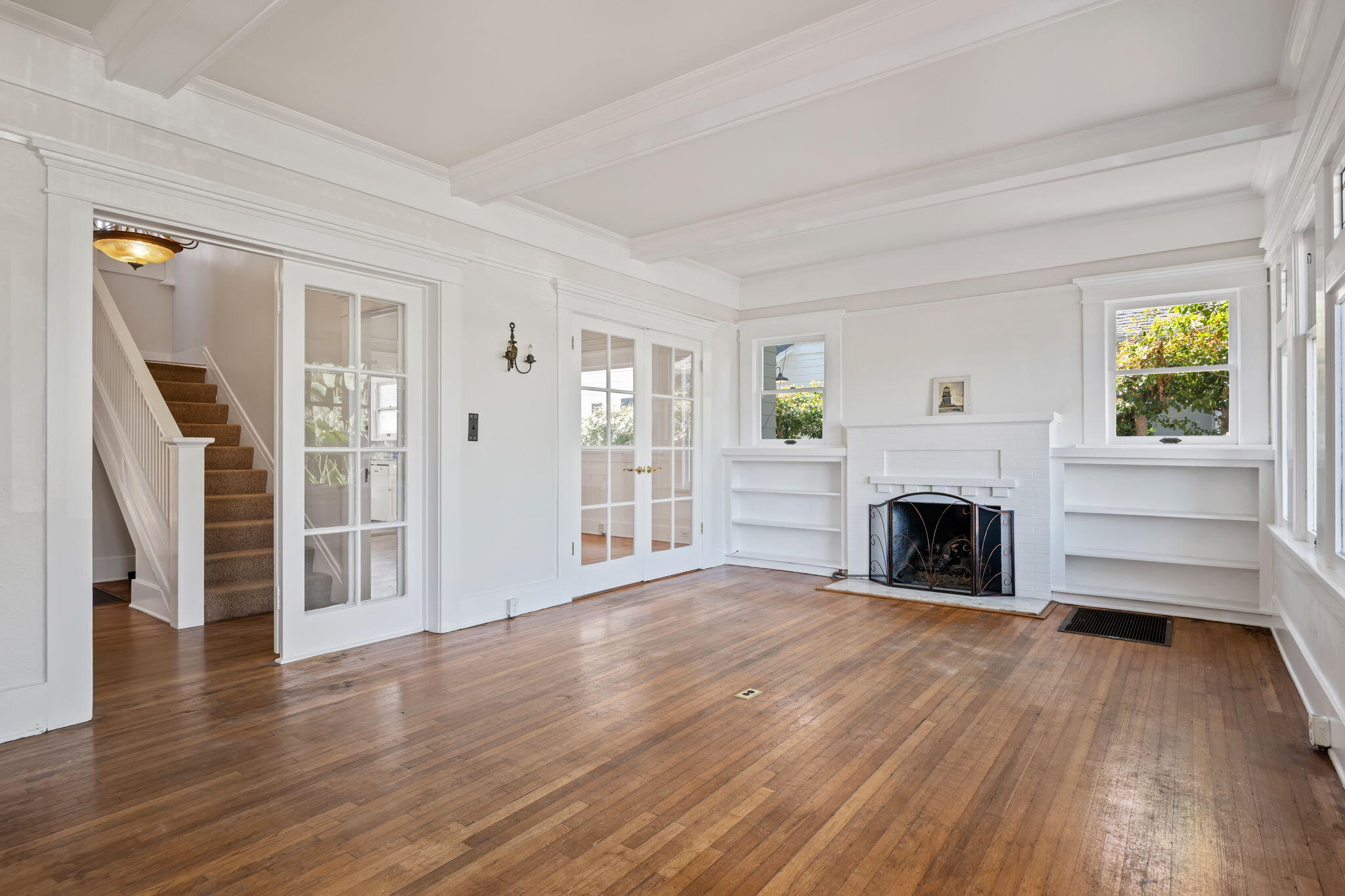 430 Corona Del Mar